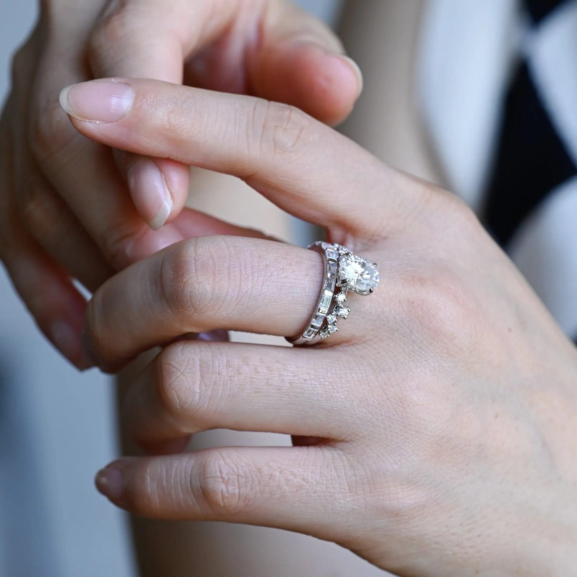 Solid Gold Side Cluster Oval Cut Moissanite Engagement Ring sold by Causyou product image thumbnail 4