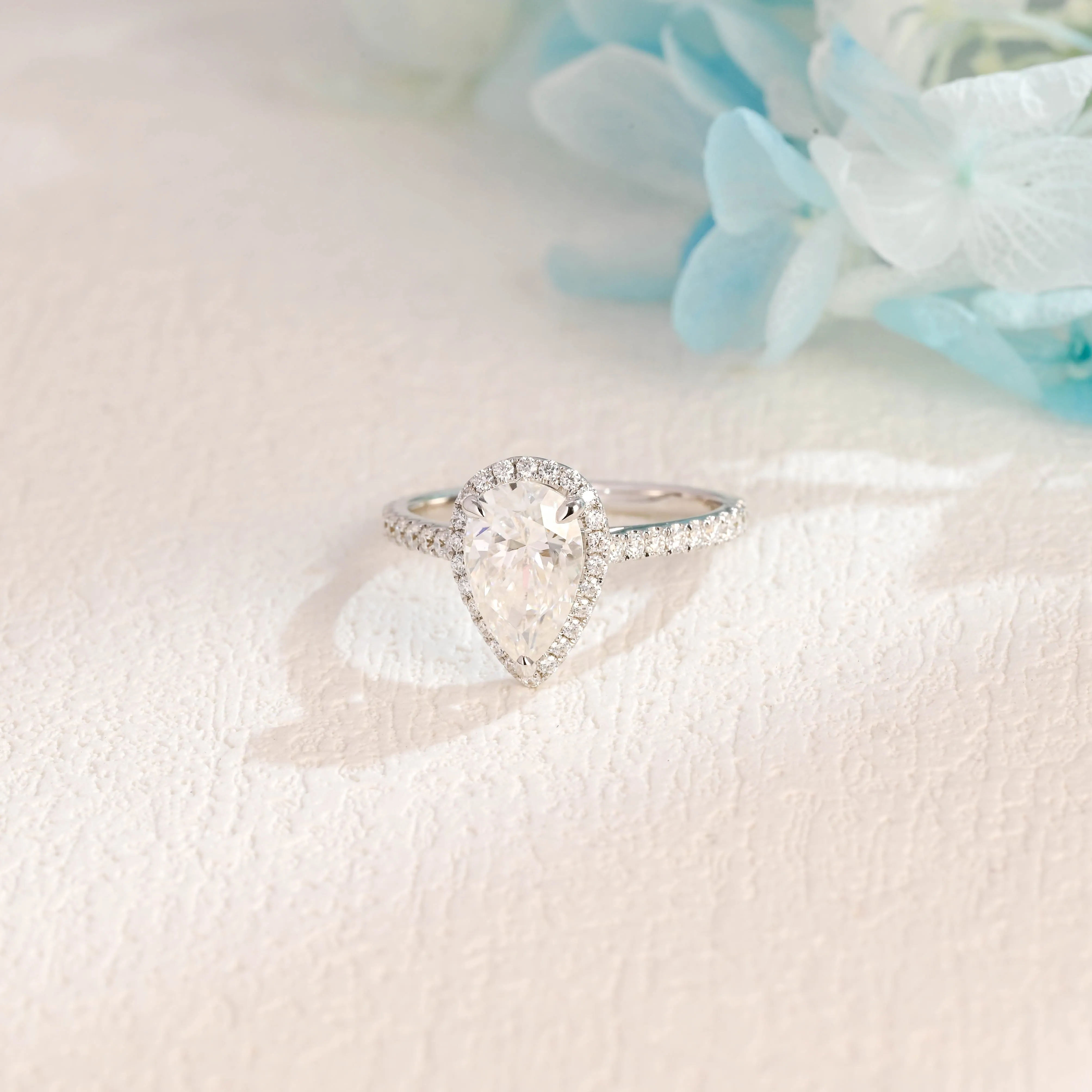 Solid Gold Pear Cut Moissanite Engagement Ring Halo Ring sold by Causyou product image thumbnail 2