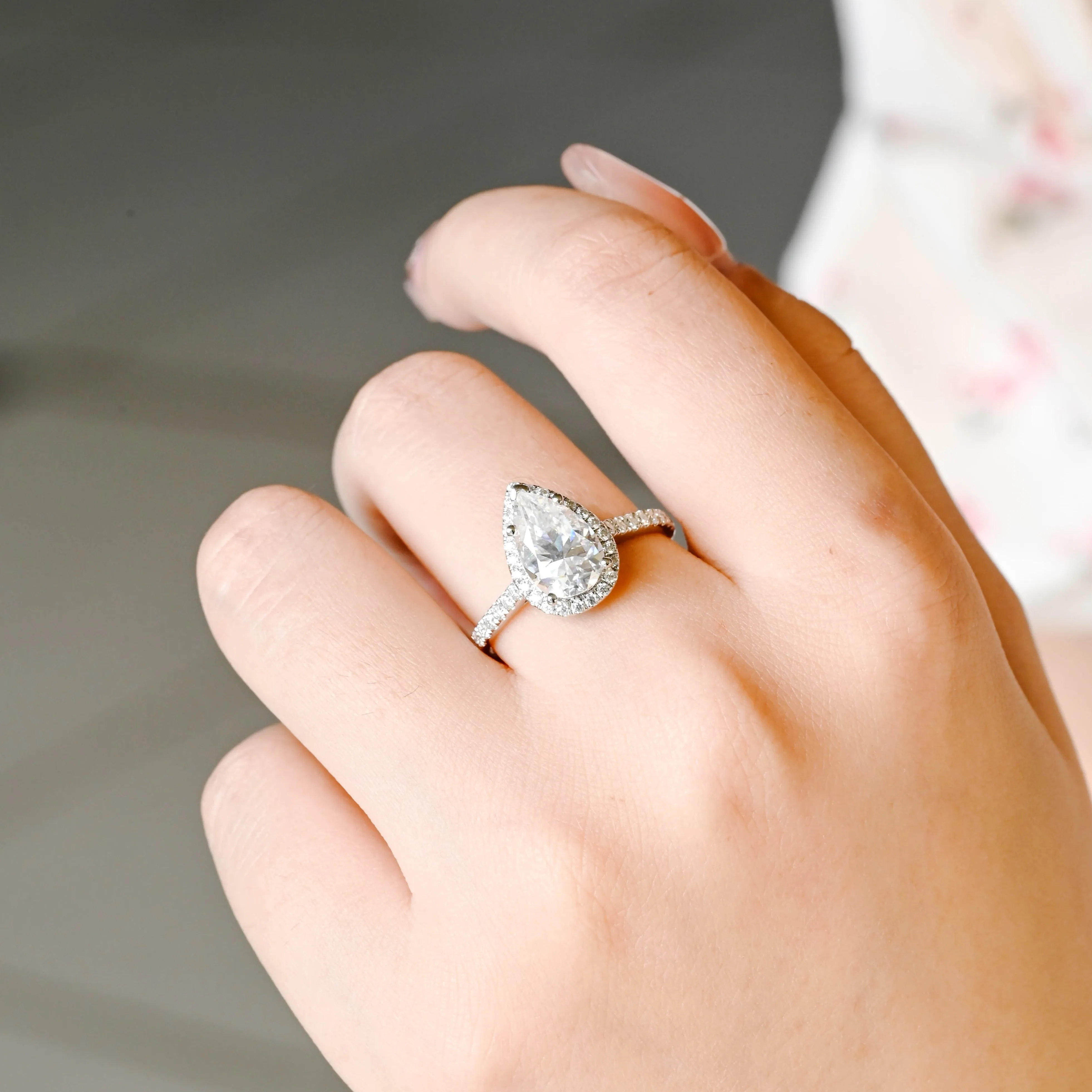 Solid Gold Pear Cut Moissanite Engagement Ring Halo Ring sold by Causyou product image thumbnail 4