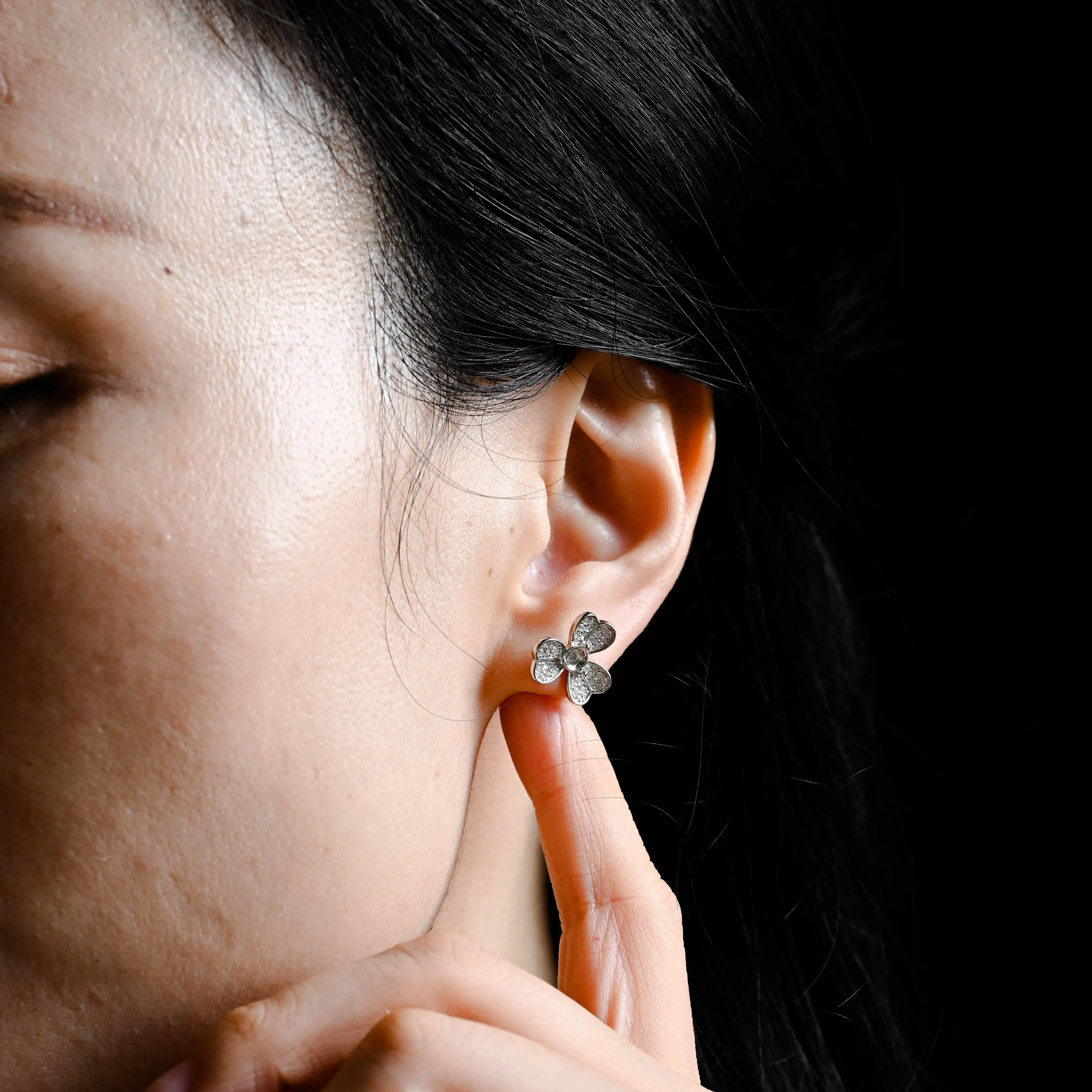 Solid Gold Clover Round Cut Moissanite Earring Studs sold by Causyou product image thumbnail 3