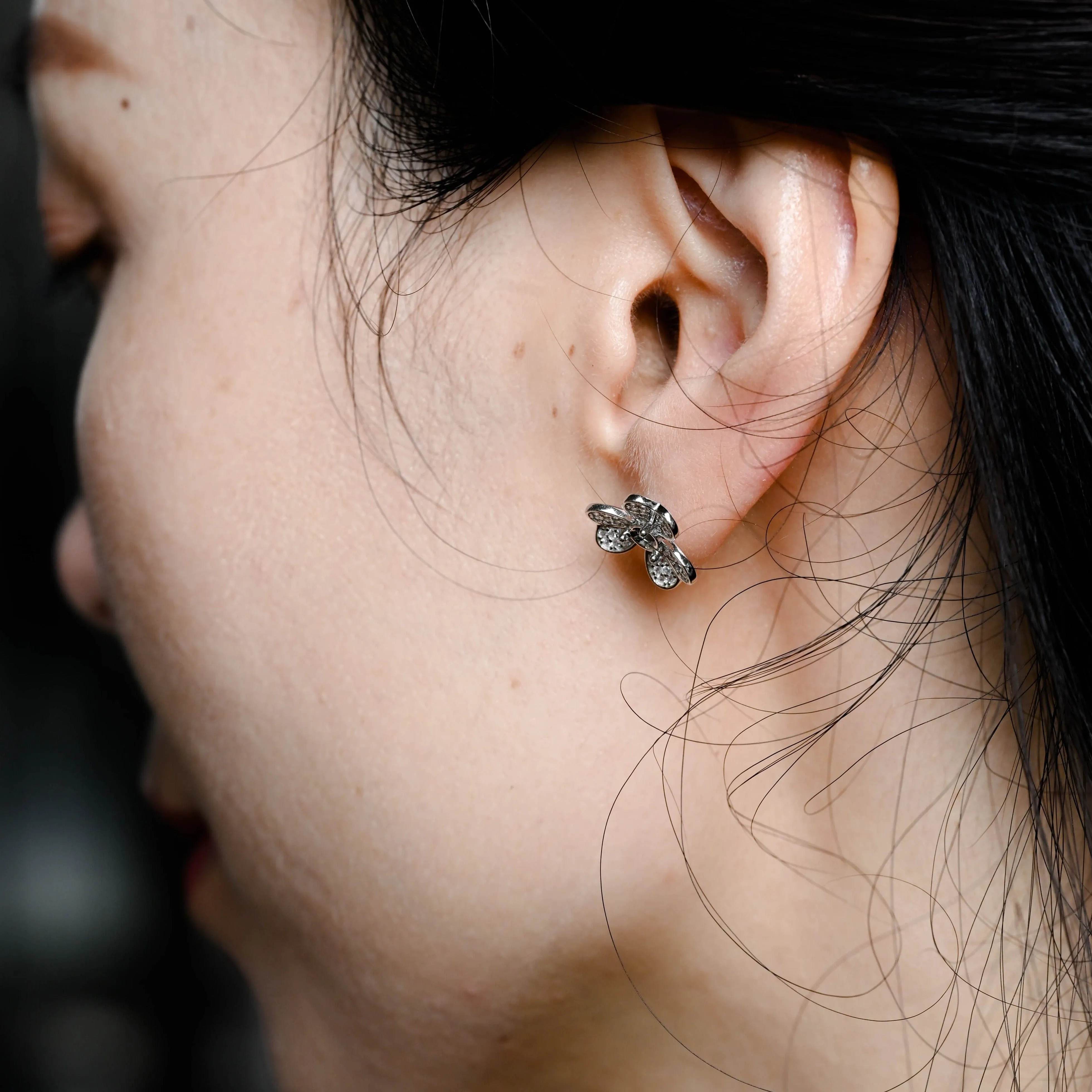 Solid Gold Clover Round Cut Moissanite Earring Studs sold by Causyou product image thumbnail 4