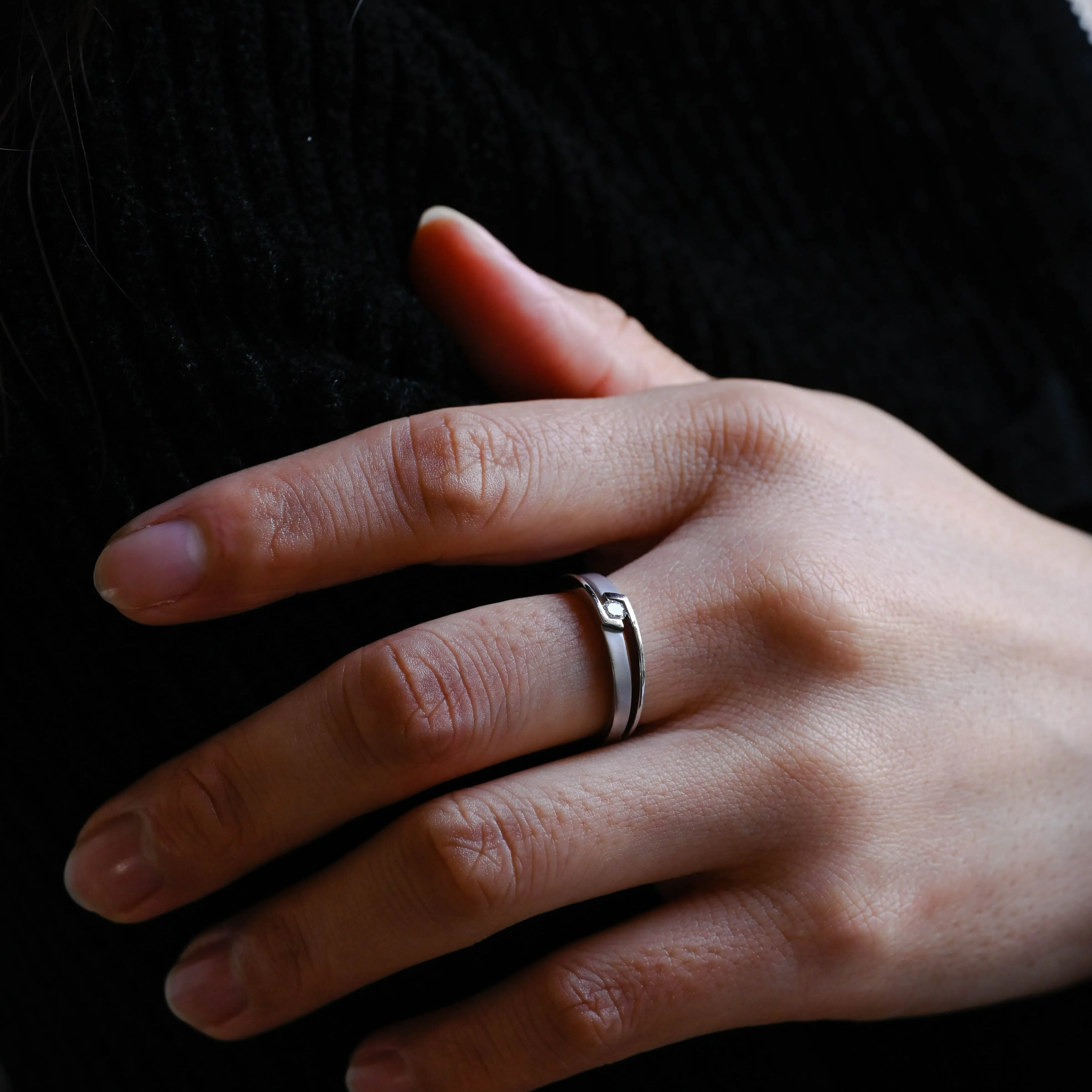 Solid Gold Round Cut Moissanite Wedding Band for Men sold by Causyou product image thumbnail 4