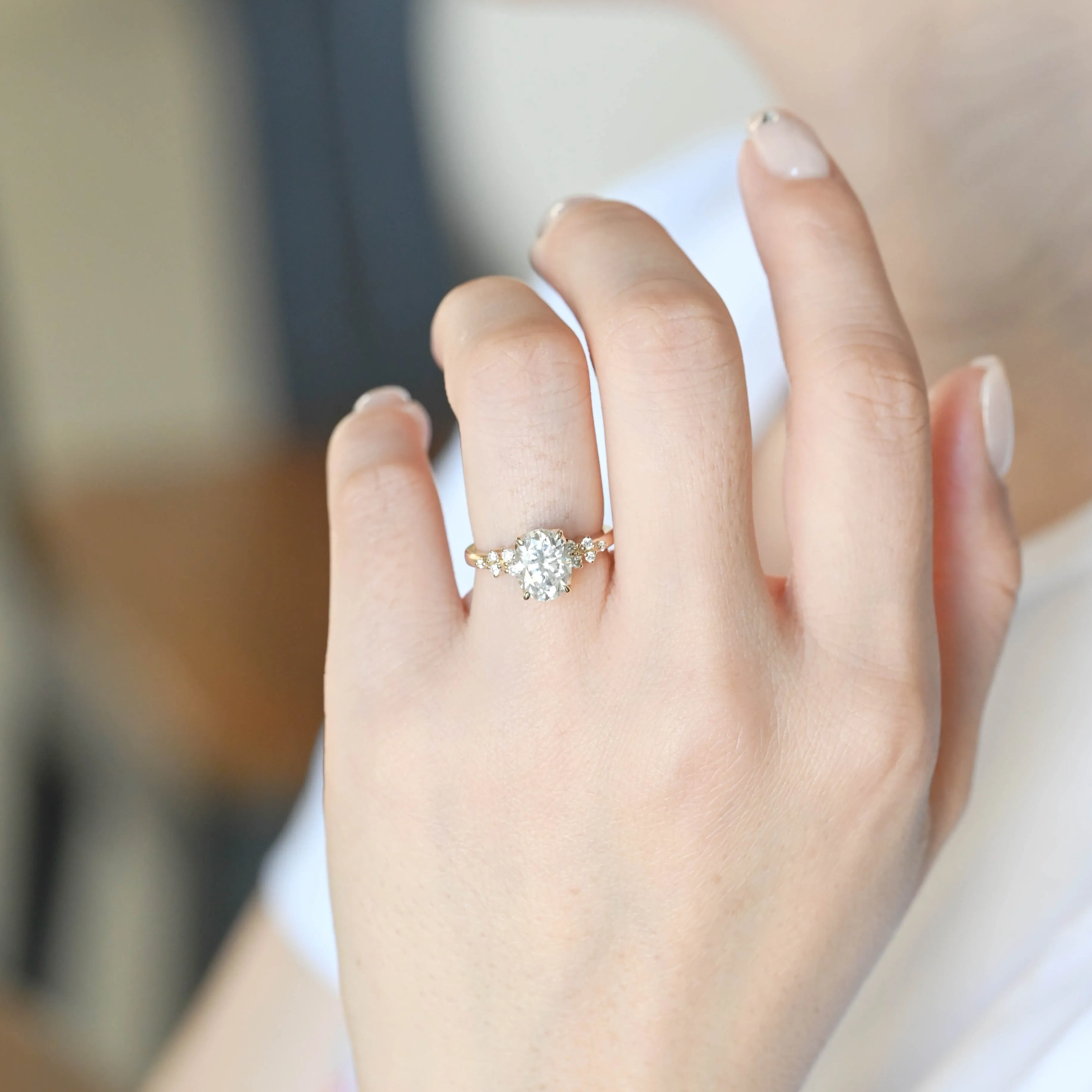 Solid Gold Tulip Basket Cluster Oval Cut Moissanite Engagement Ring sold by Causyou product image thumbnail 4