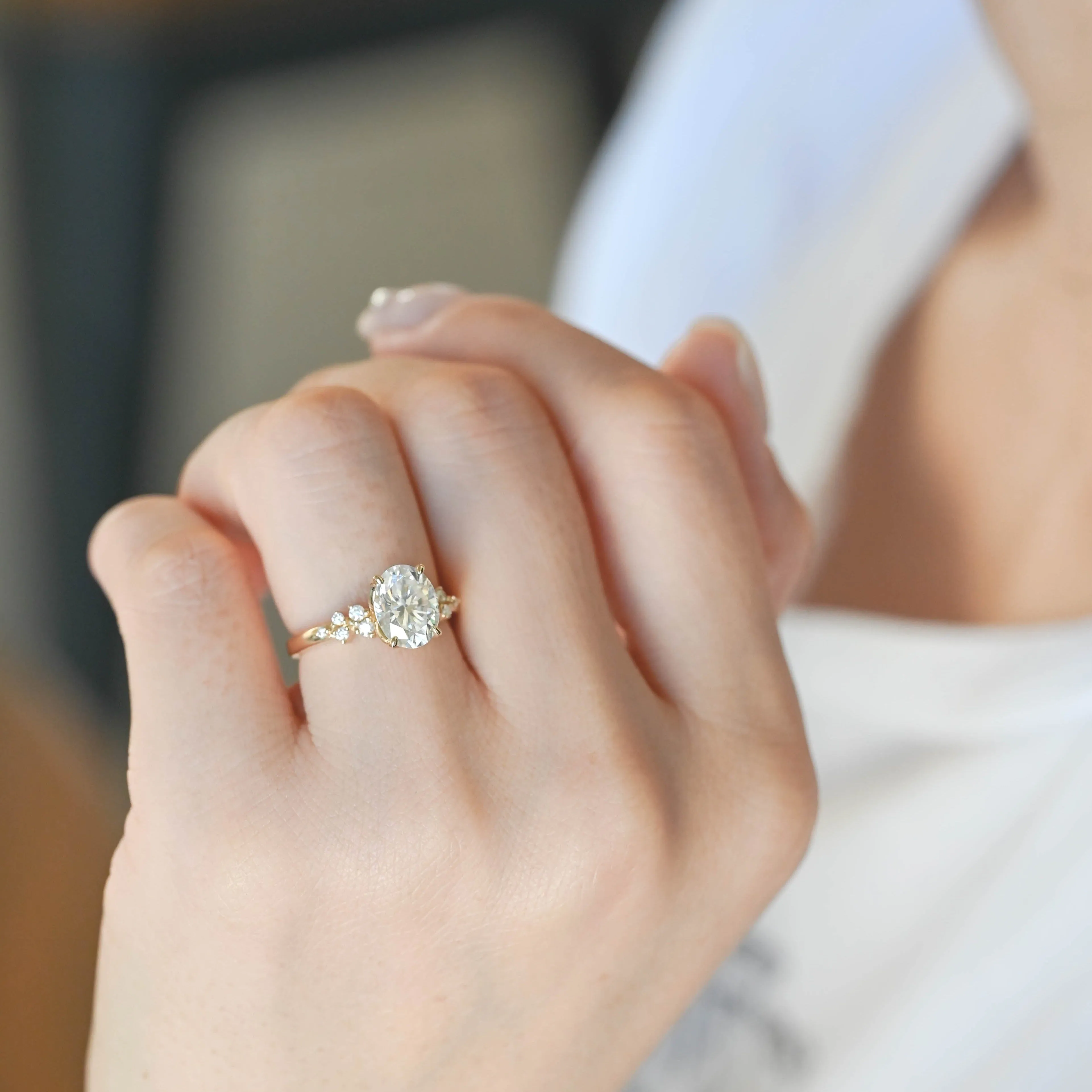 Solid Gold Tulip Basket Cluster Oval Cut Moissanite Engagement Ring sold by Causyou product image thumbnail 2