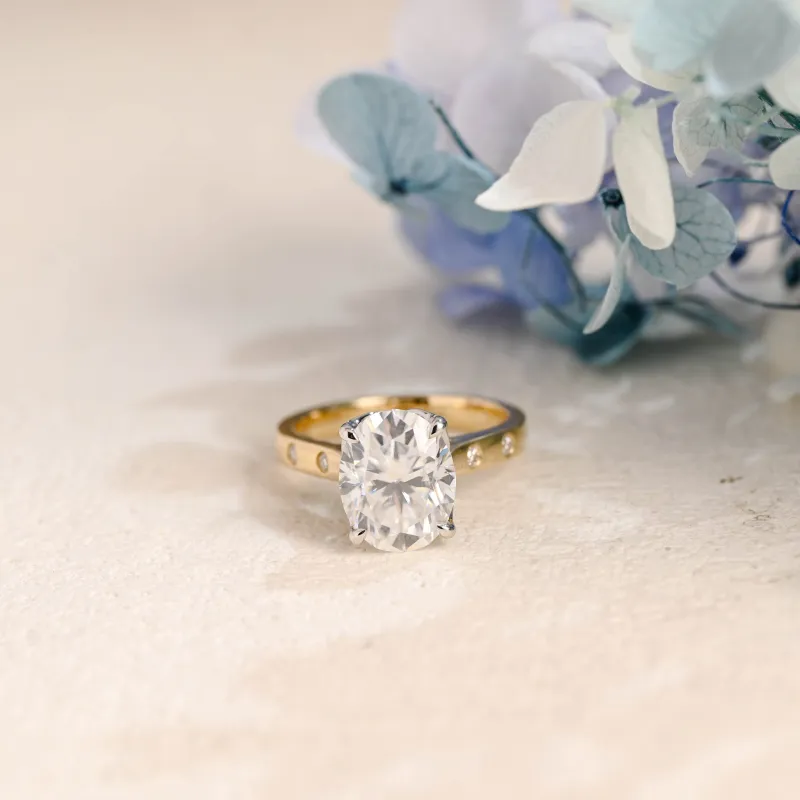 Solid Gold 2.5mm Width Oval Cut Moissanite Engagement Ring sold by Causyou