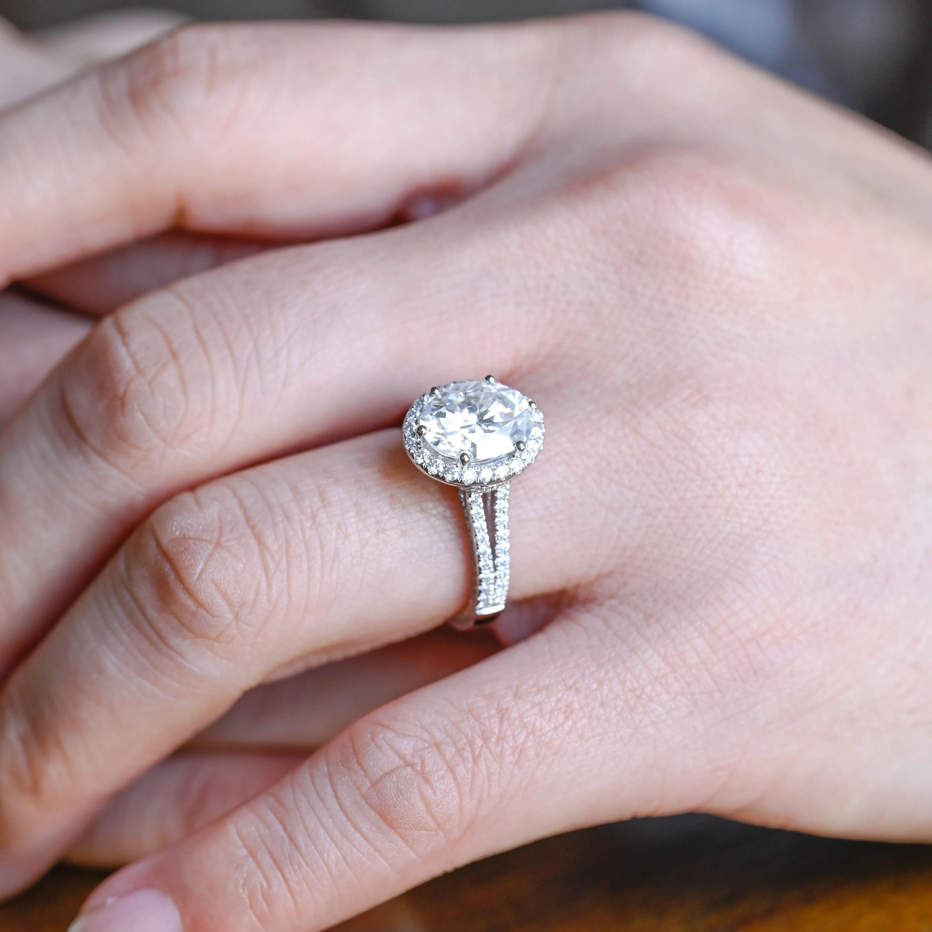 Solid Gold Split Shank Halo Oval Cut Moissanite Engagement Ring sold by Causyou product image thumbnail 4