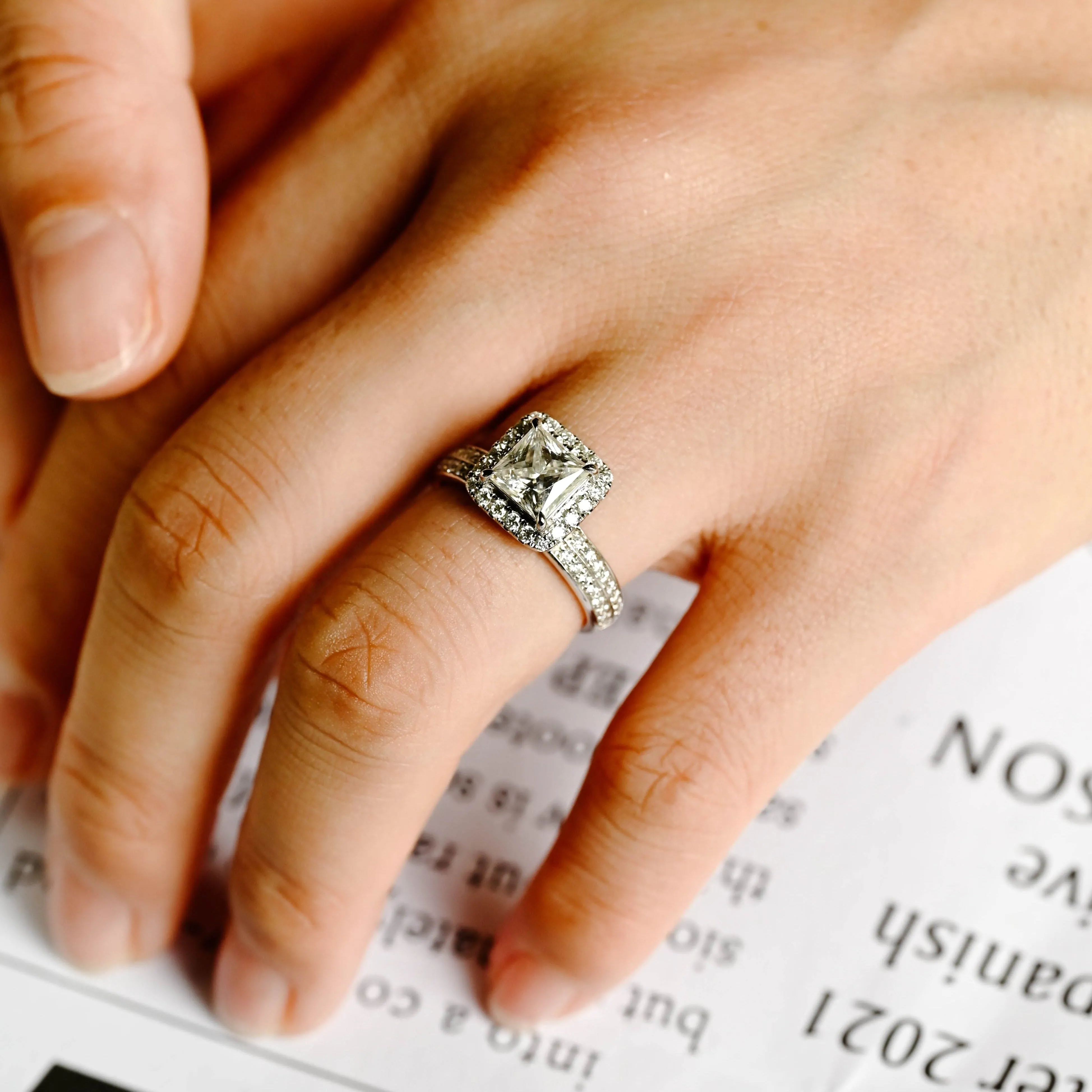 Solid Gold Off-Centre Halo Princess Cut Moissanite Engagement Ring sold by Causyou product image thumbnail 3