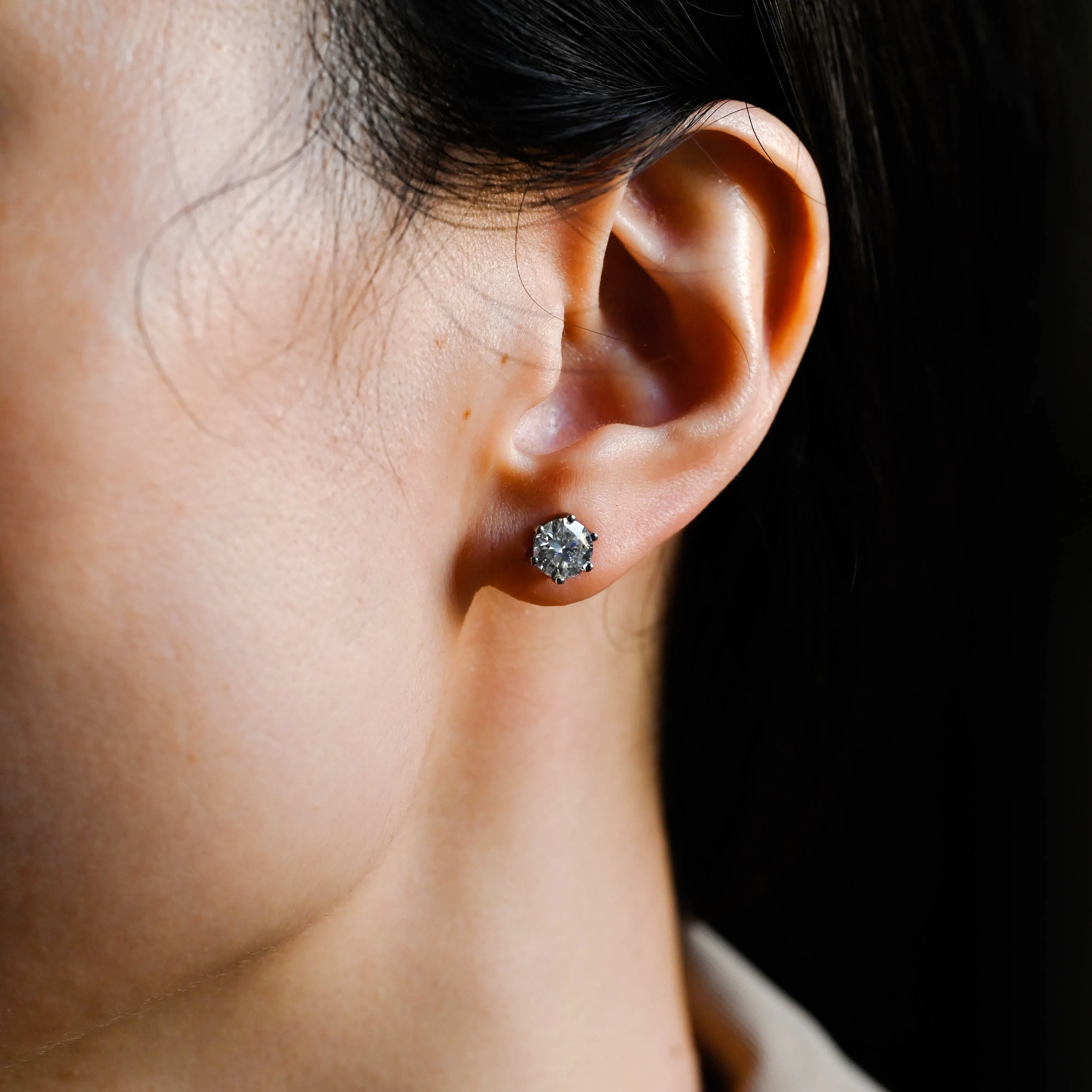 Solid Gold Round Cut Moissanite Earrings Studs sold by Causyou product image thumbnail 3