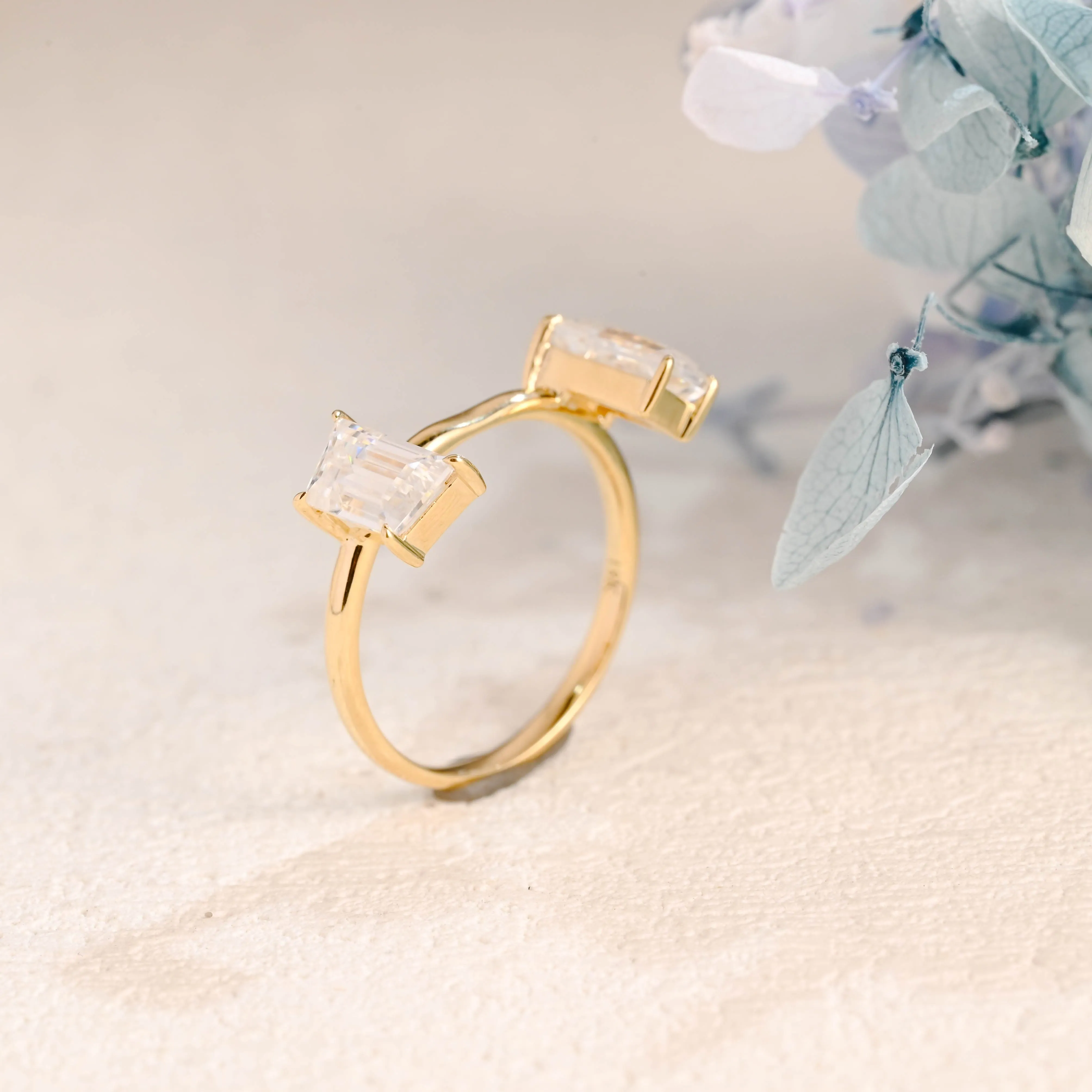 Solid Gold Open Trapezoid Cut Moissanite Notched Wedding Band sold by Causyou product image thumbnail 5