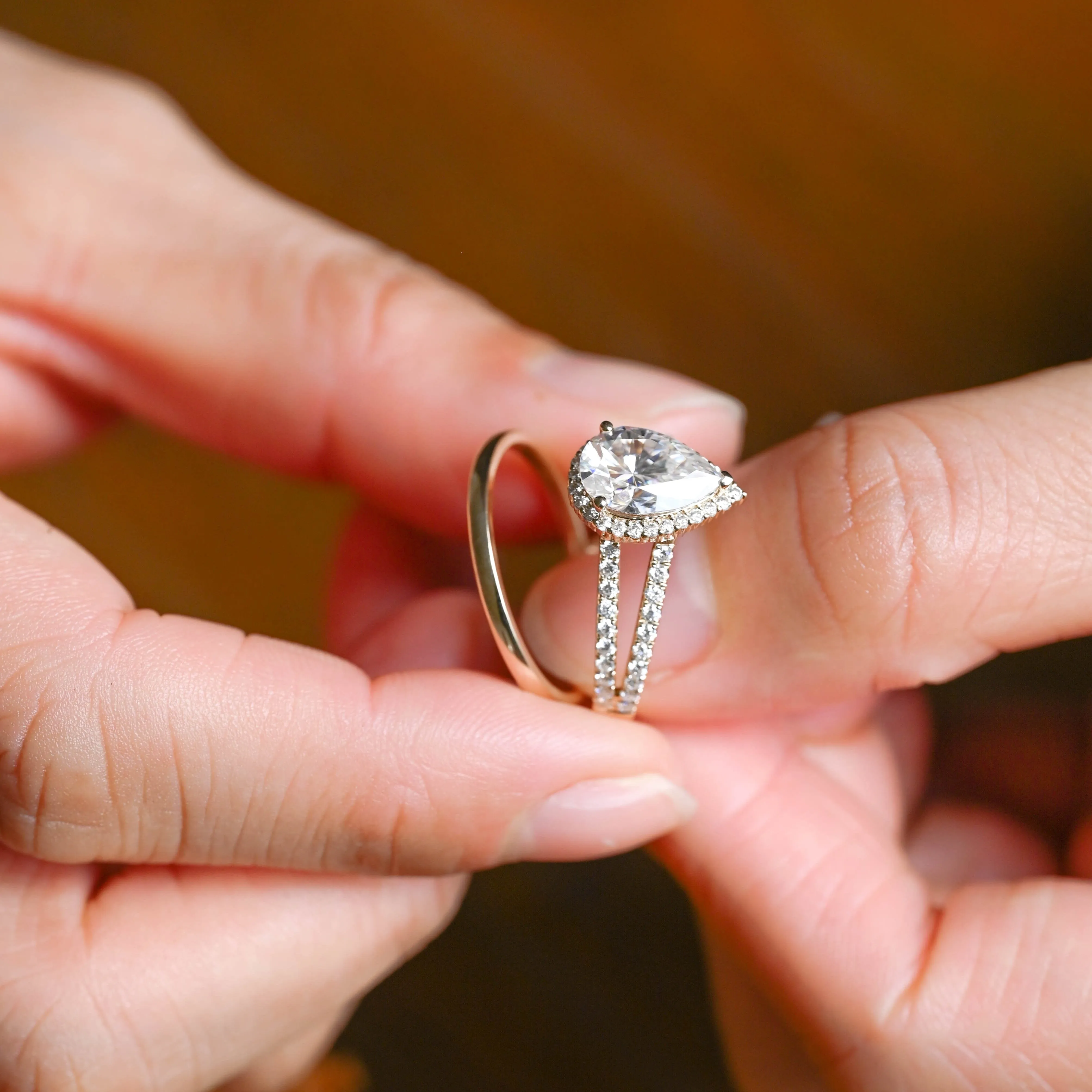 Solid Gold Pear Cut Moissanite Engagement Ring and Wedding Ring Set sold by Causyou product image thumbnail 2