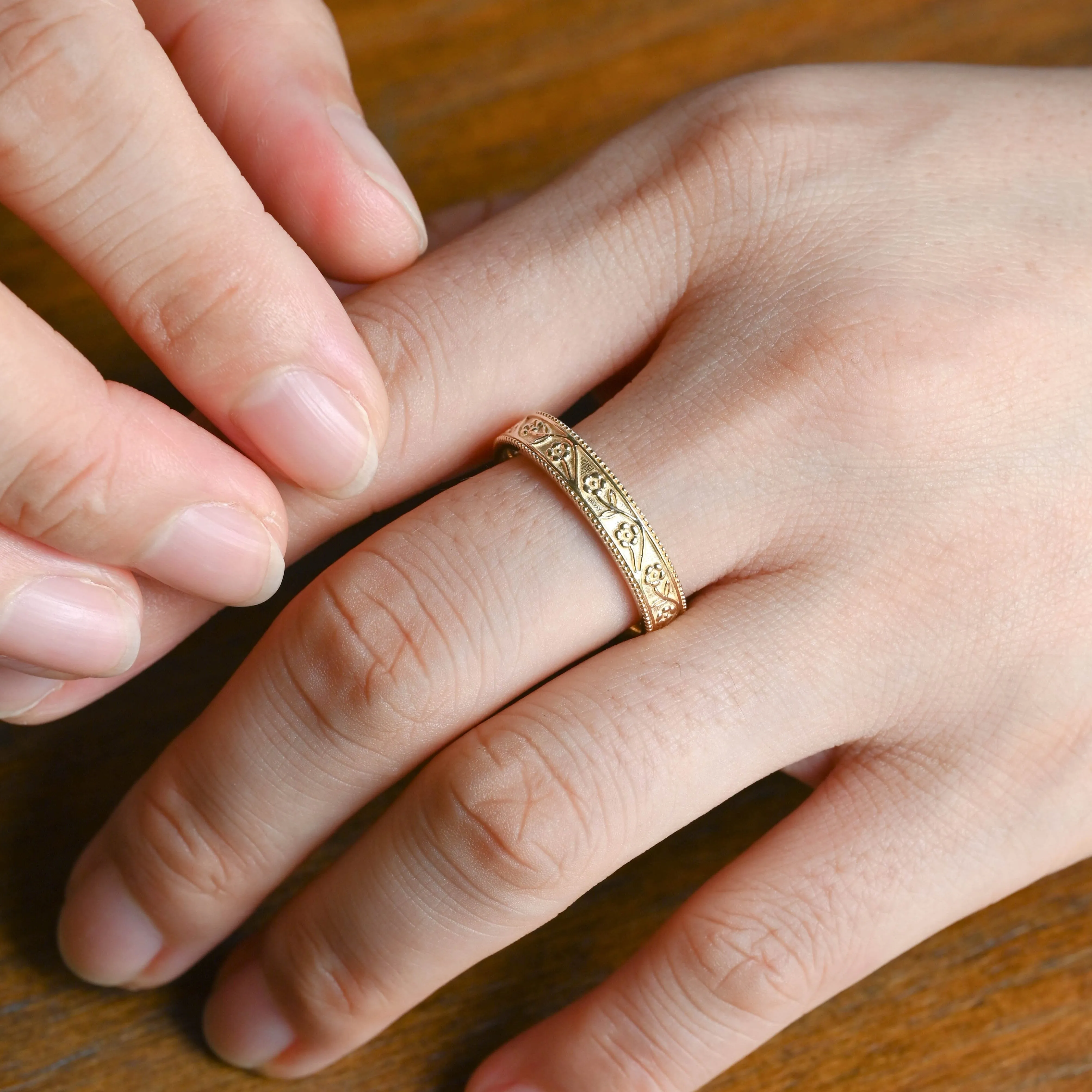 Solid Gold Vintage Flower Milgrain Ring, 4mm Floral Engraved Wedding Band sold by Causyou product image thumbnail 2