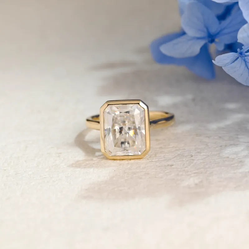 Solid Gold Solitaire Bezel Radiant Cut Moissanite Engagement Ring made by Causyou