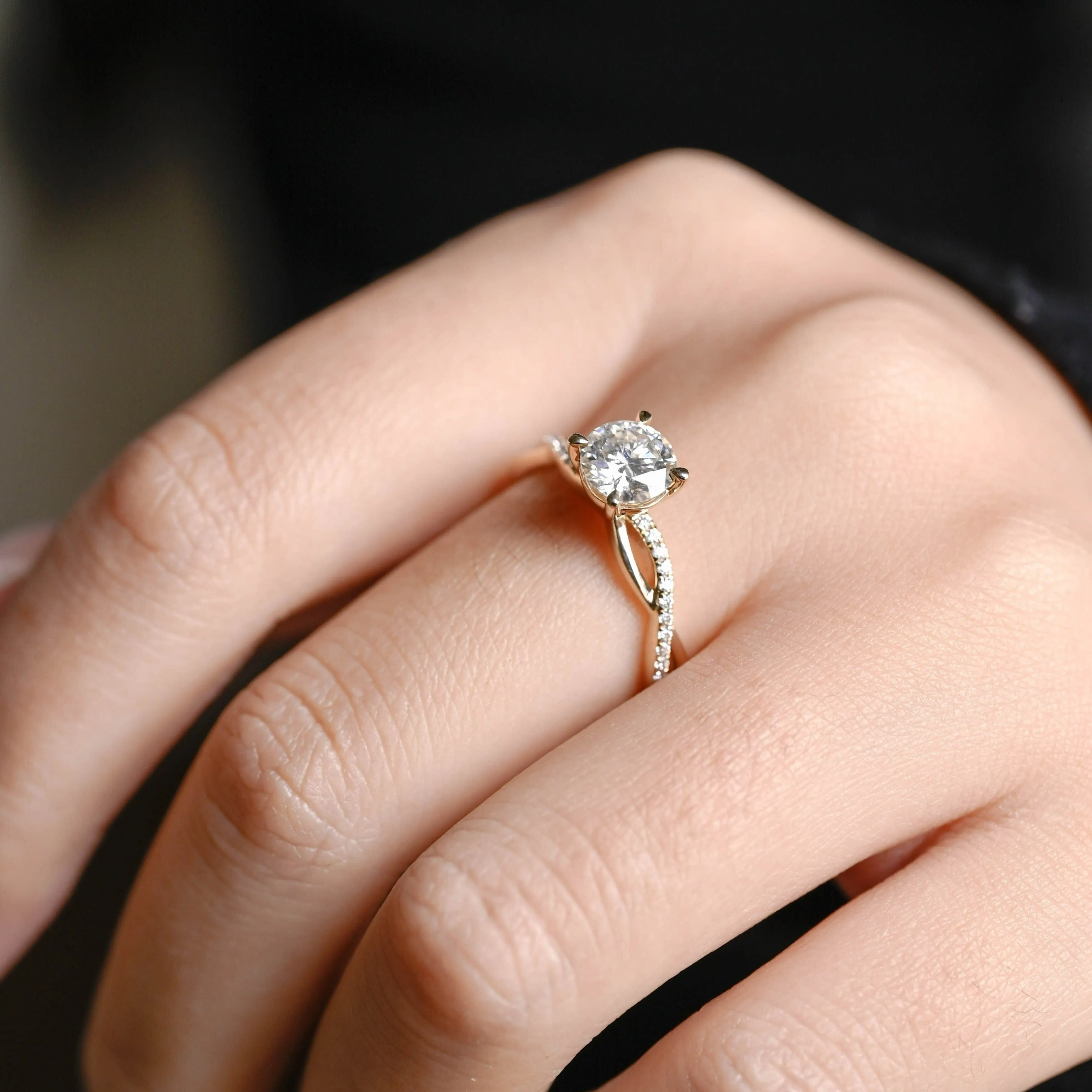 Solid Gold Solitaire Twisted Band Round Moissanite Engagement Ring sold by Causyou product image thumbnail 4