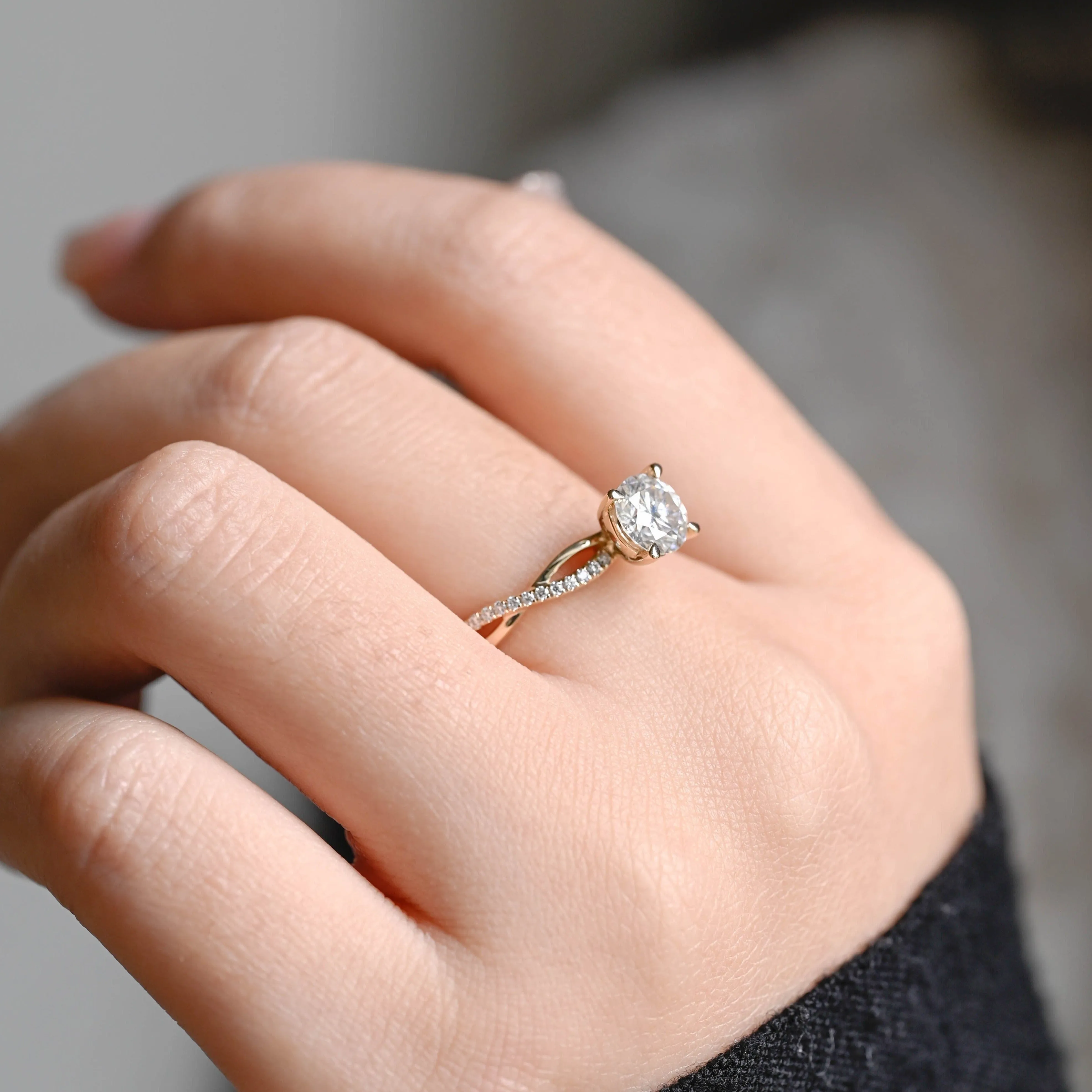 Solid Gold Solitaire Twisted Band Round Moissanite Engagement Ring sold by Causyou product image thumbnail 3