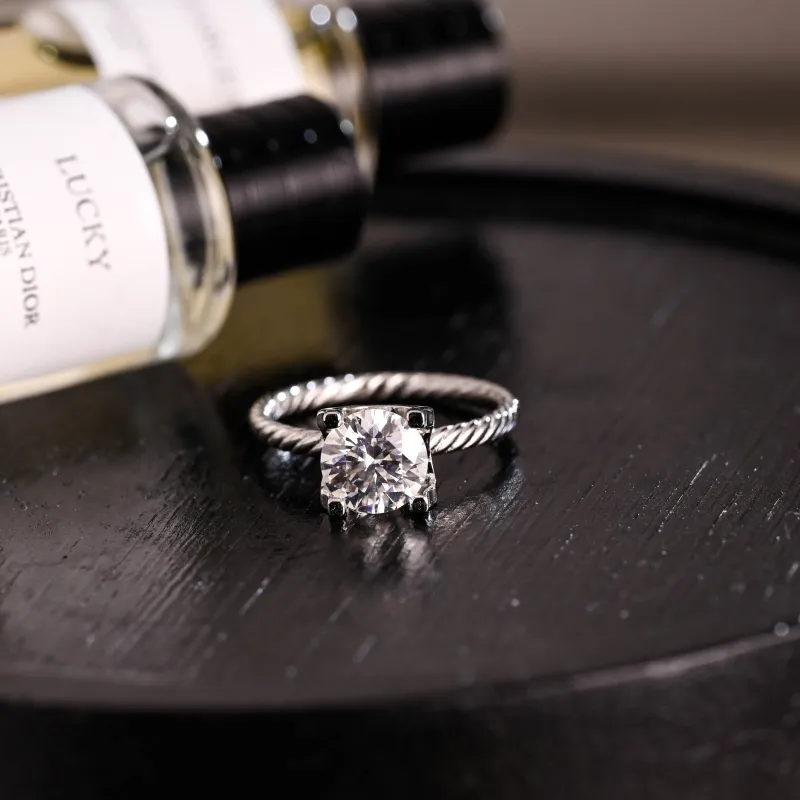 Solid Gold D/VS1 Cathedral Setting 4 Prongs Round Cut Lab Grown Diamond Engagement Ring sold by Causyou