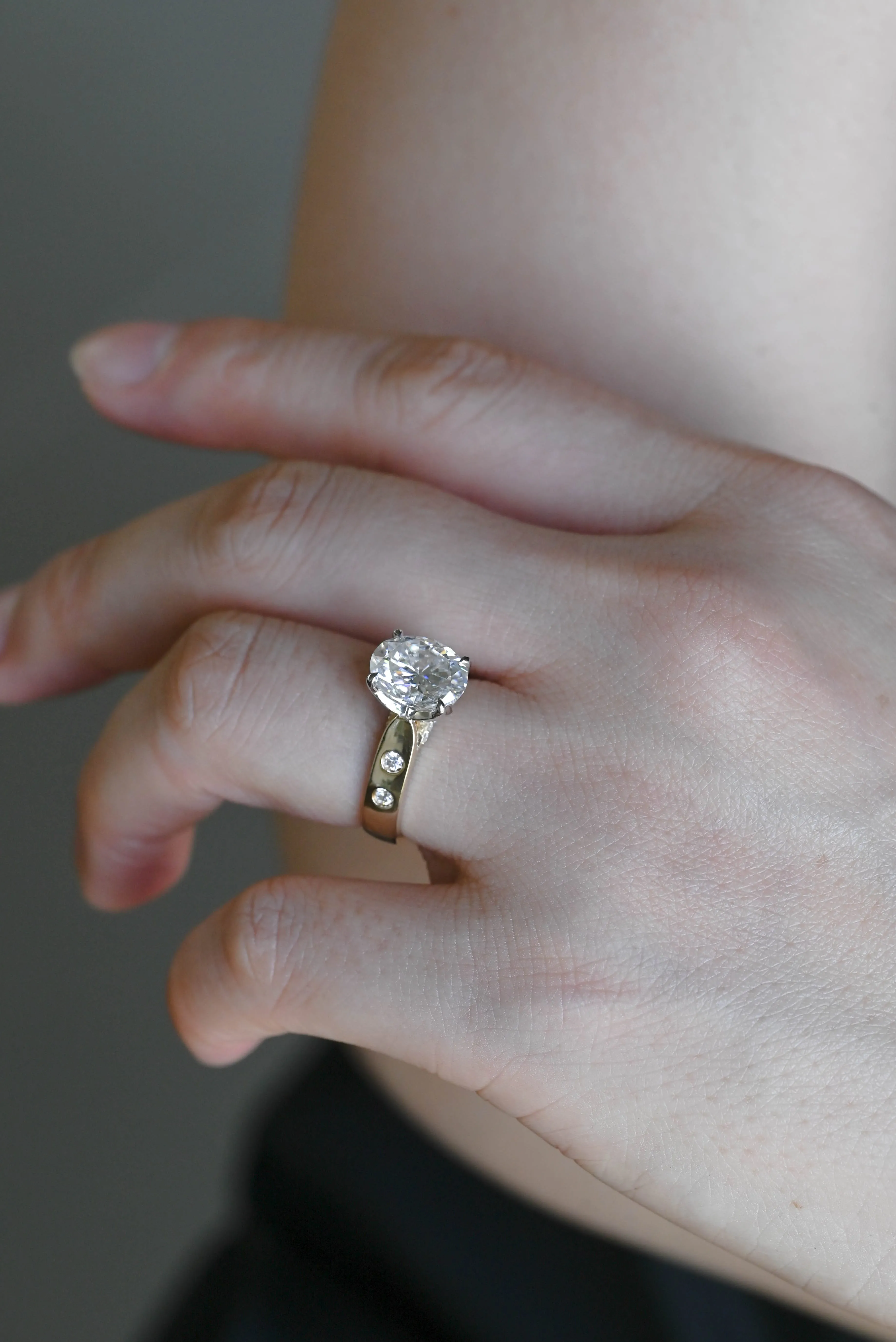 Solid Gold D/VS1 Two Tone Tulip Setting Oval Cut Lab Grown Diamond Engagement Ring sold by Causyou product image thumbnail 2