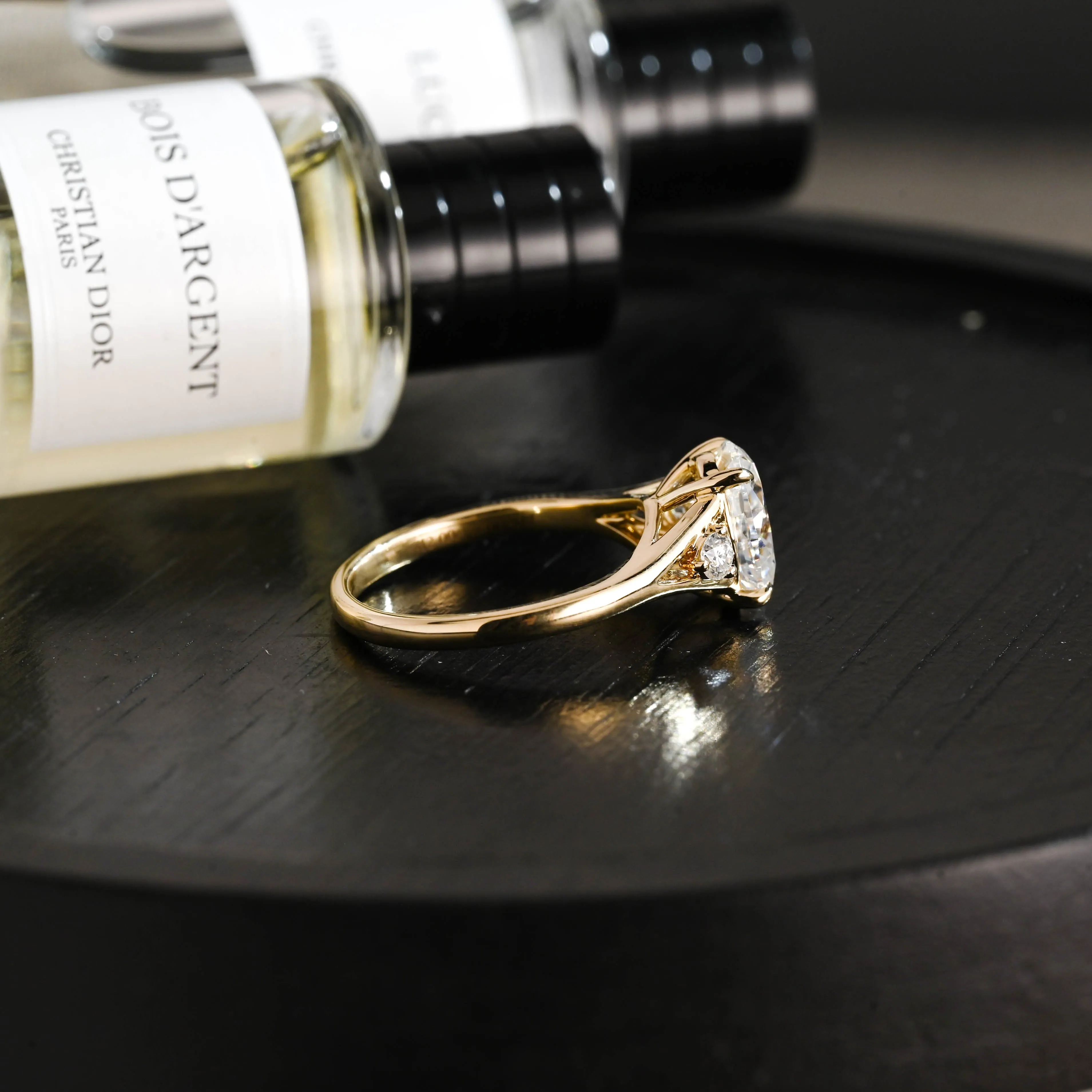 Solid Gold D/VS1 Oval Cut Lab Grown Diamond Engagement Ring sold by Causyou product image thumbnail 5