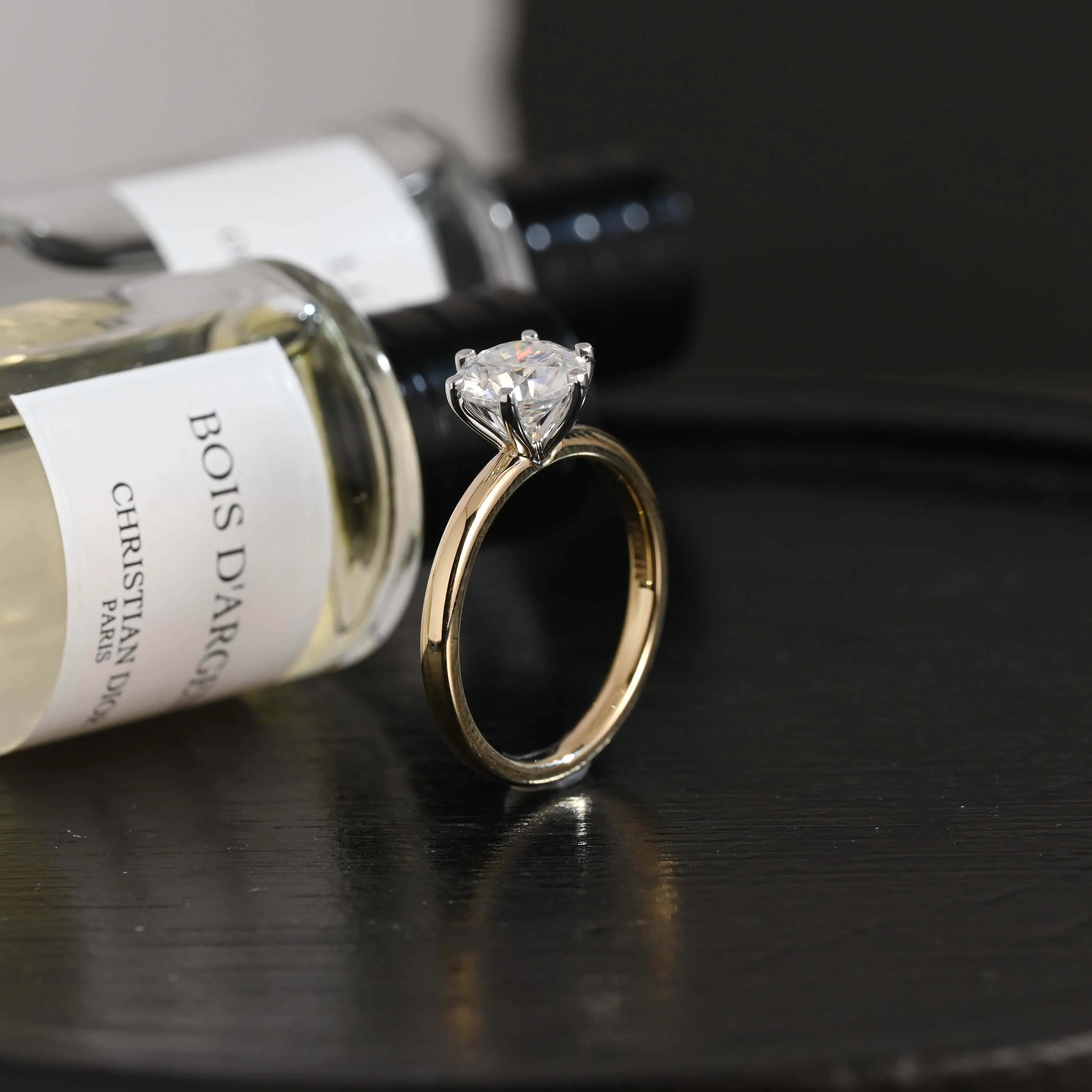 Solid Gold D/VS1 Solitaire Round Cut Lab Grown Diamond Engagement Ring sold by Causyou