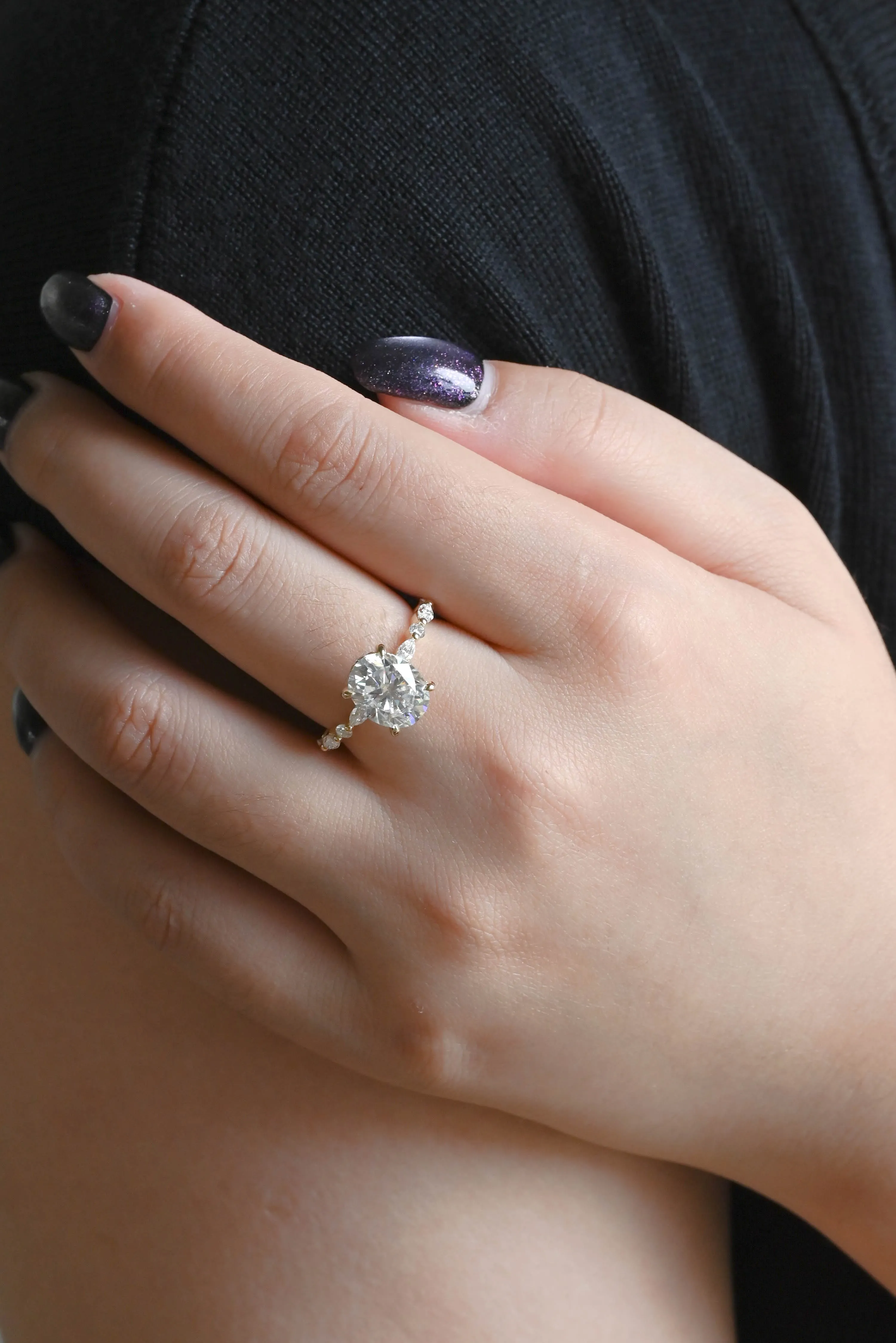 Solid Gold D/VS1 Hidden Halo Oval Lab Grown Diamond Engagement Ring sold by Causyou product image thumbnail 3