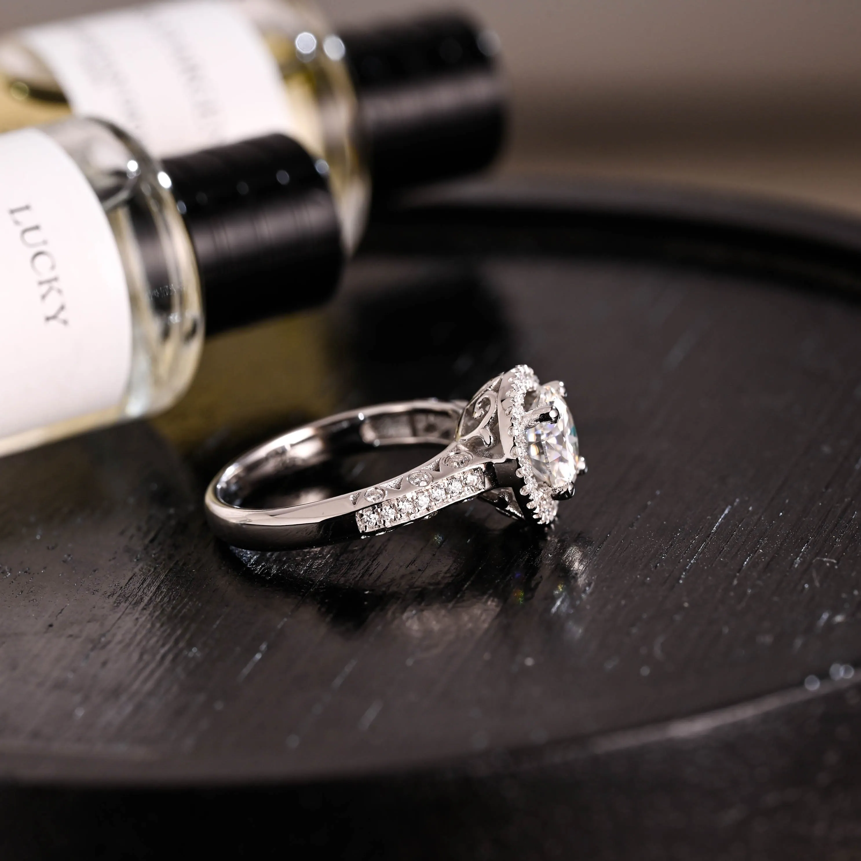 Solid Gold D/VS1 Halo Round Cut Lab Grown Diamond Engagement Ring sold by Causyou product image thumbnail 5