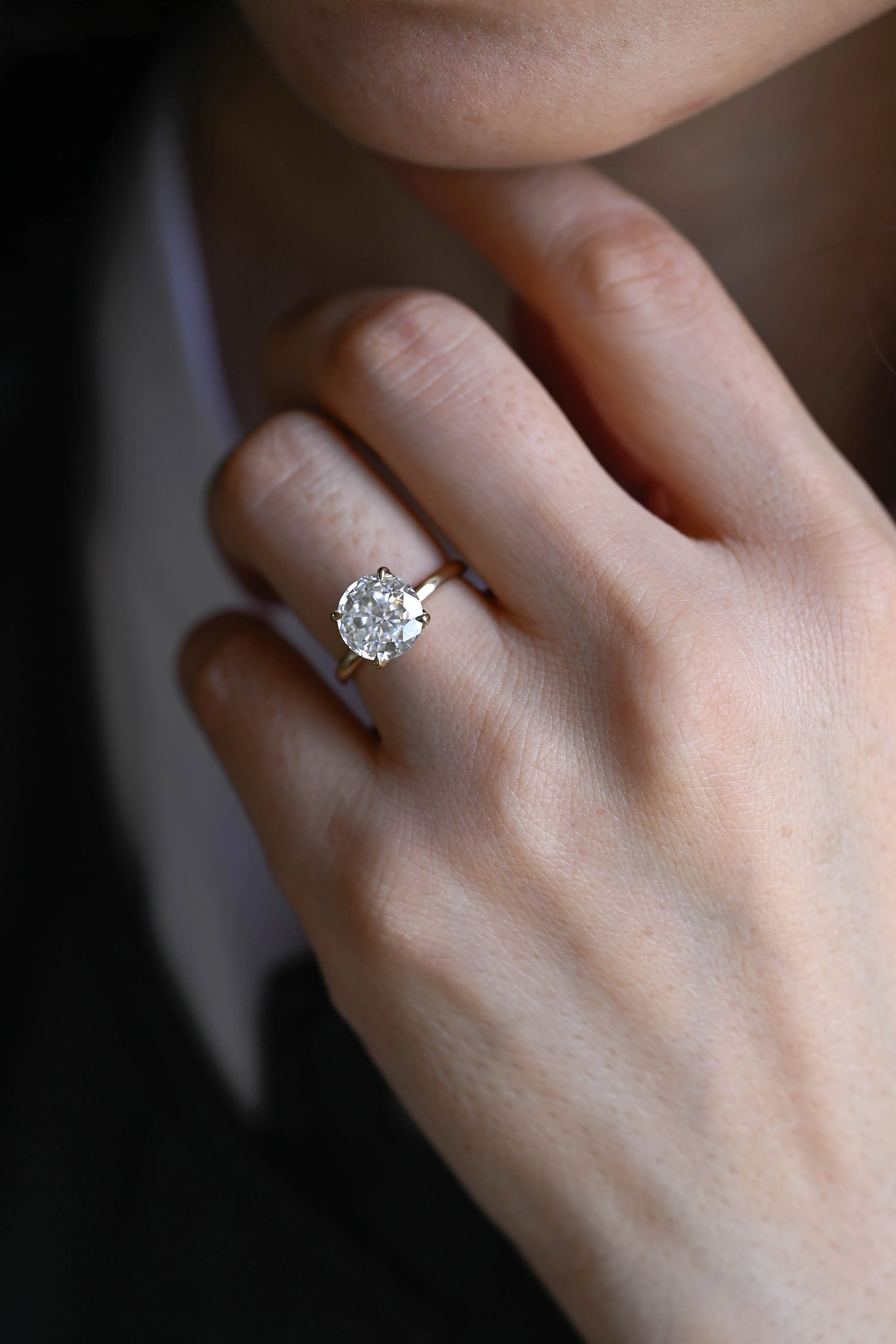 Solid Gold D/VS1 Tulip Setting Round Cut Lab Grown Diamond Engagement Ring sold by Causyou product image thumbnail 3