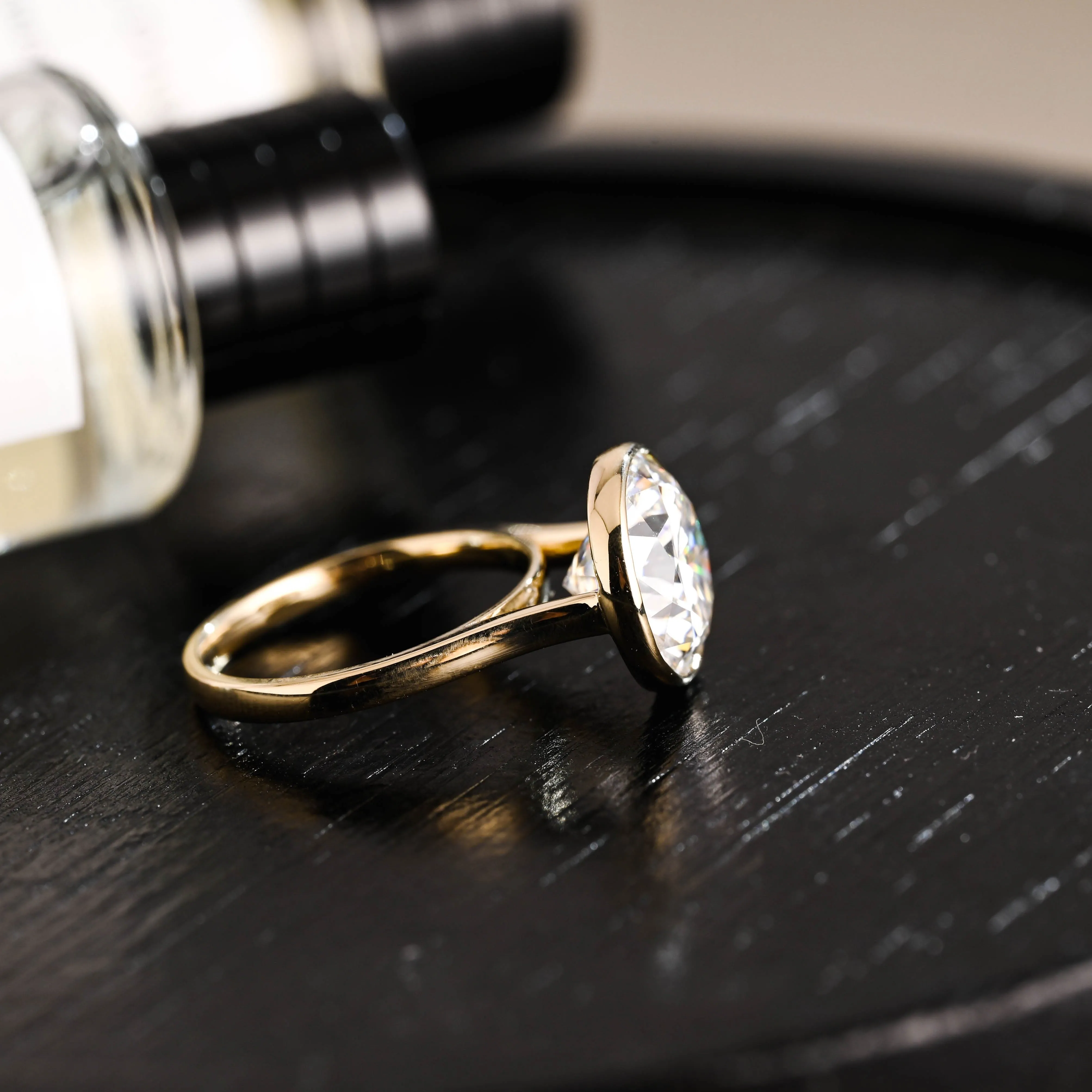 Solid Gold D/VS1 Bezel High Setting Round Cut Lab Grown Diamond Engagement Ring sold by Causyou product image thumbnail 5