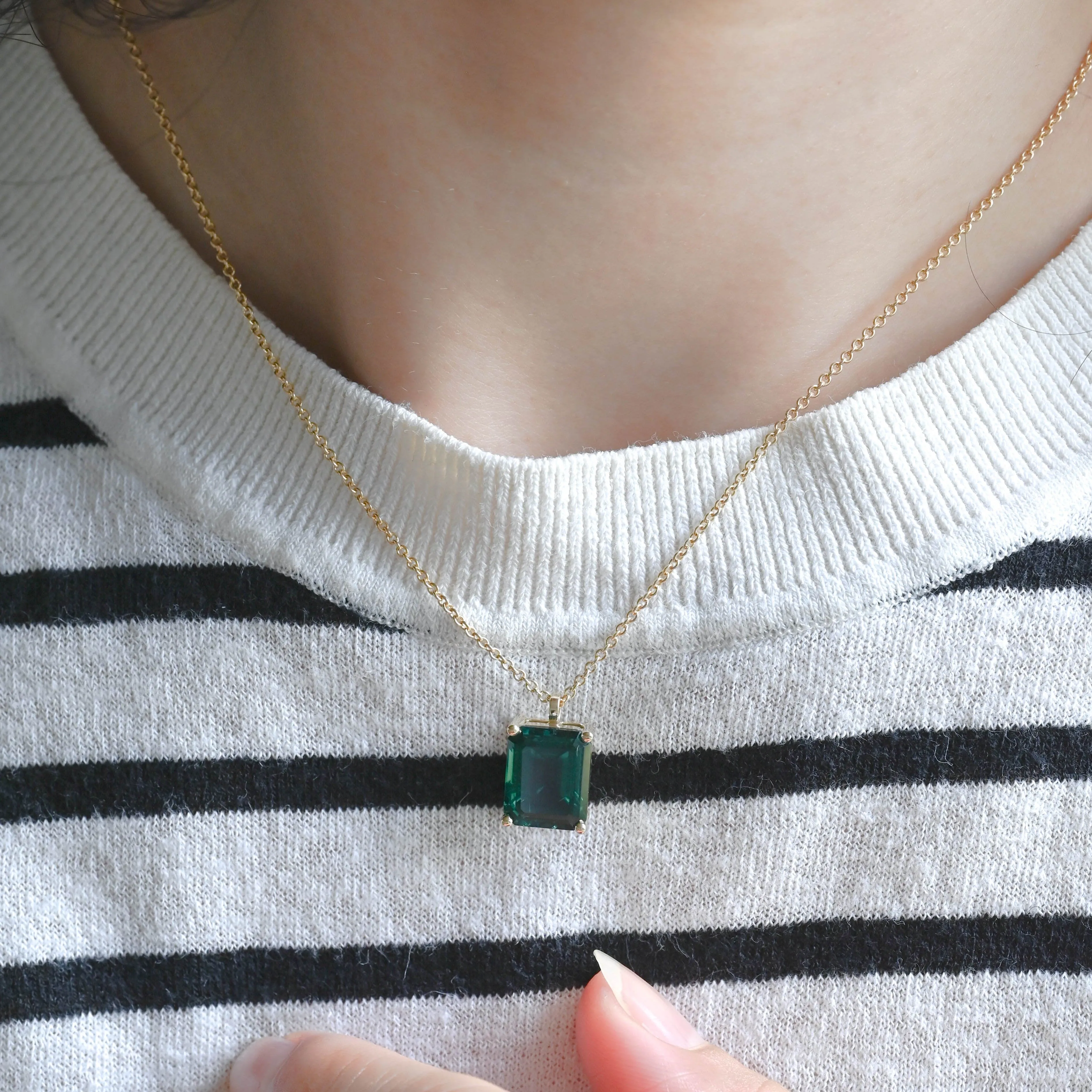 Solid Gold Emerald Cut Lab Grown Emerald Pendant Necklace sold by Causyou product image thumbnail 2