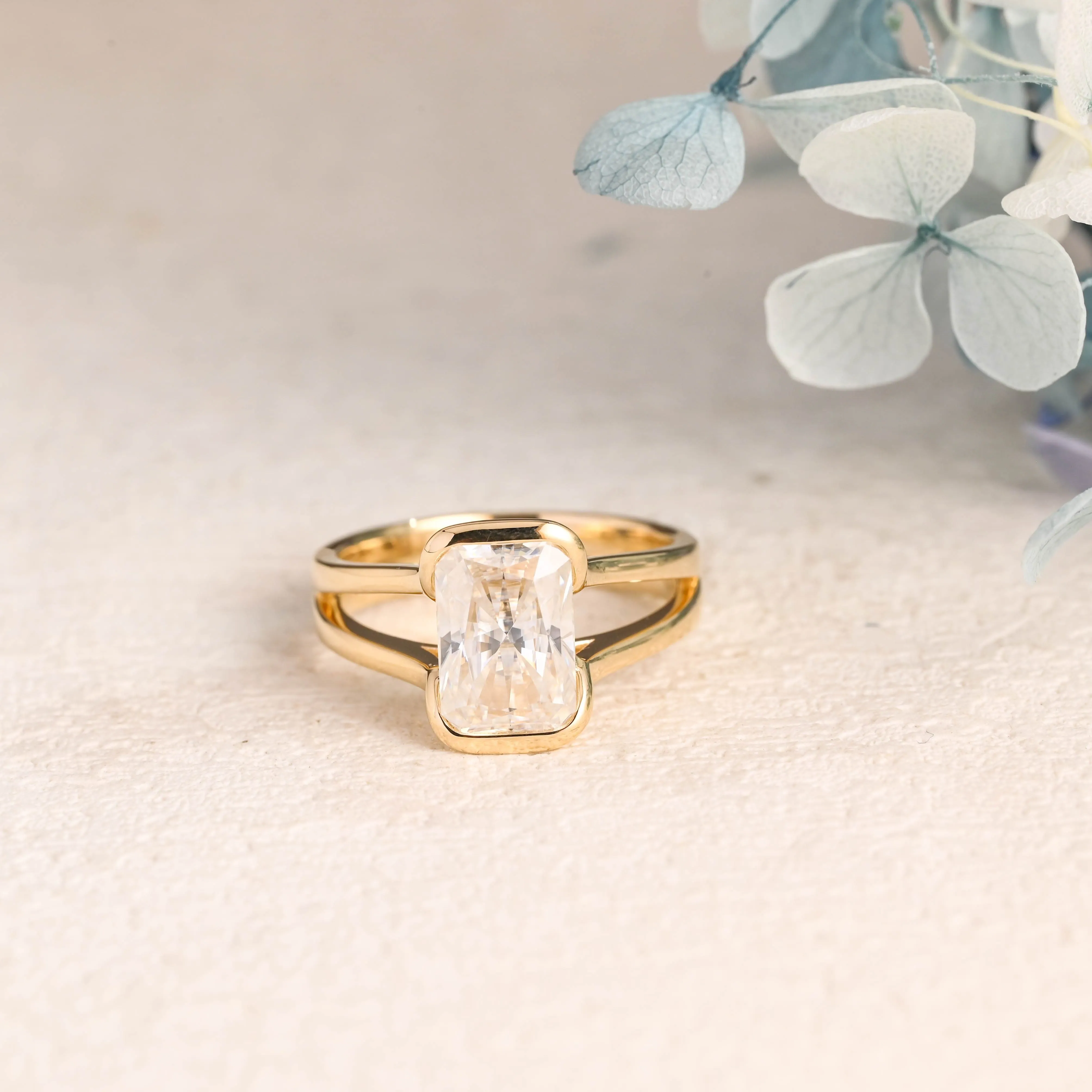 Solid Gold Solitaire Radiant Cut Moissanite Engagement Ring sold by Causyou