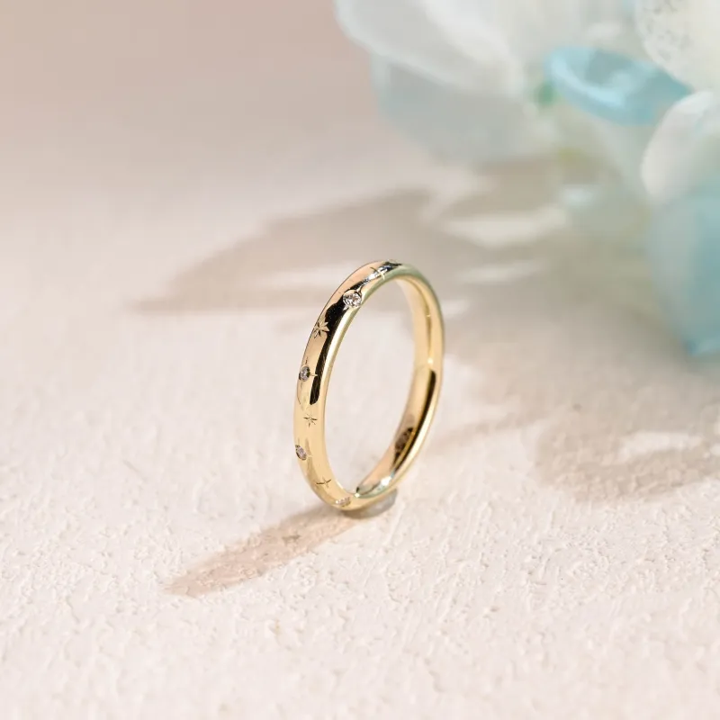 Solid Gold Star Engraved Moissanite Wedding Band made by Causyou