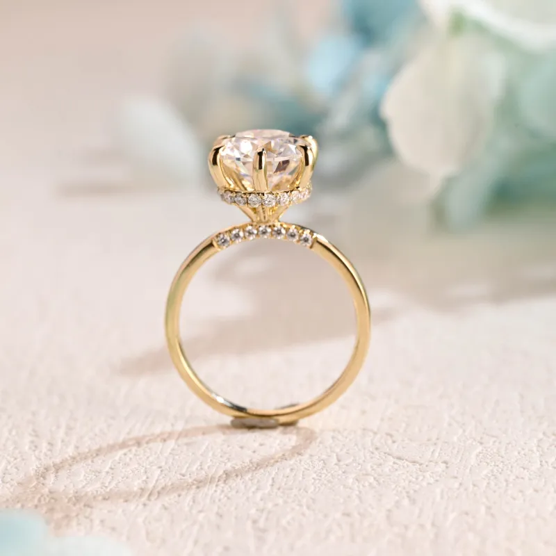 Solid Gold Solitaire Hidden Halo Round Moissanite Engagement Ring made by Causyou