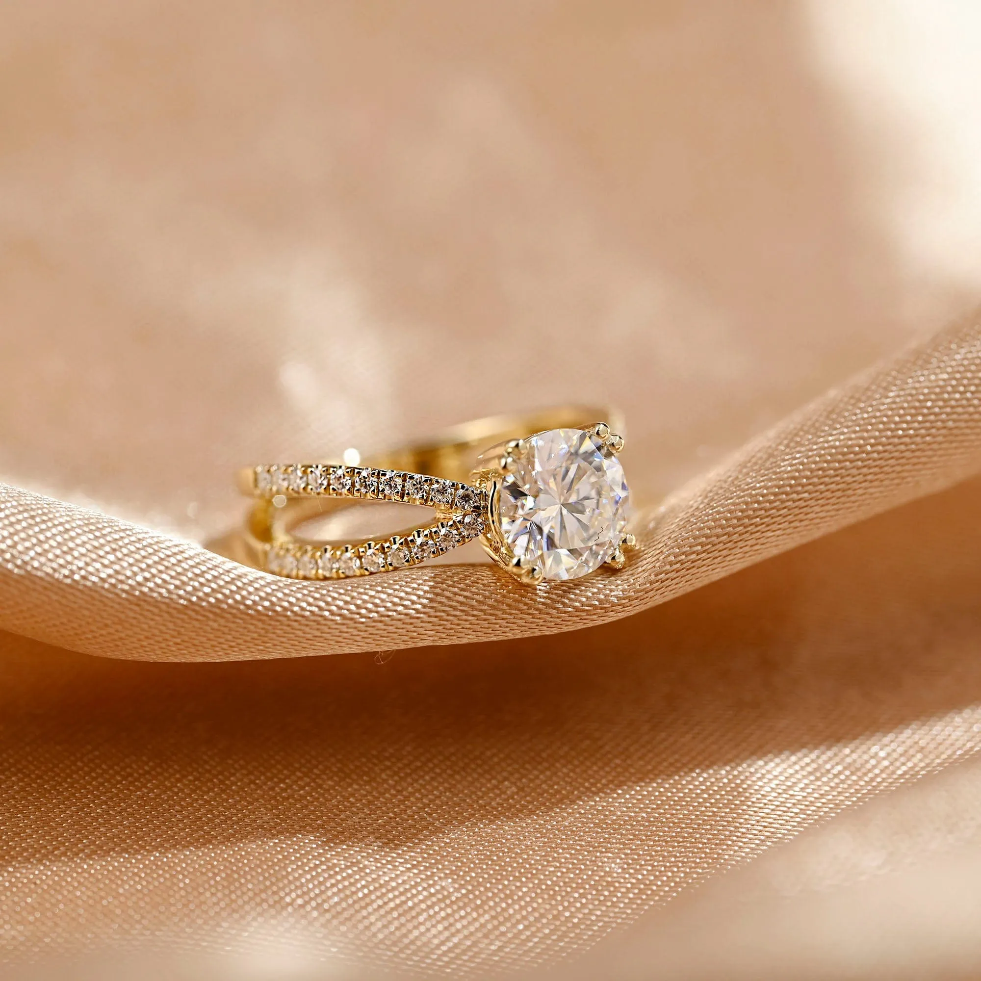 Solid Gold Solitaire Split Shank Round Cut Moissanite Engagement Ring sold by Causyou product image thumbnail 5