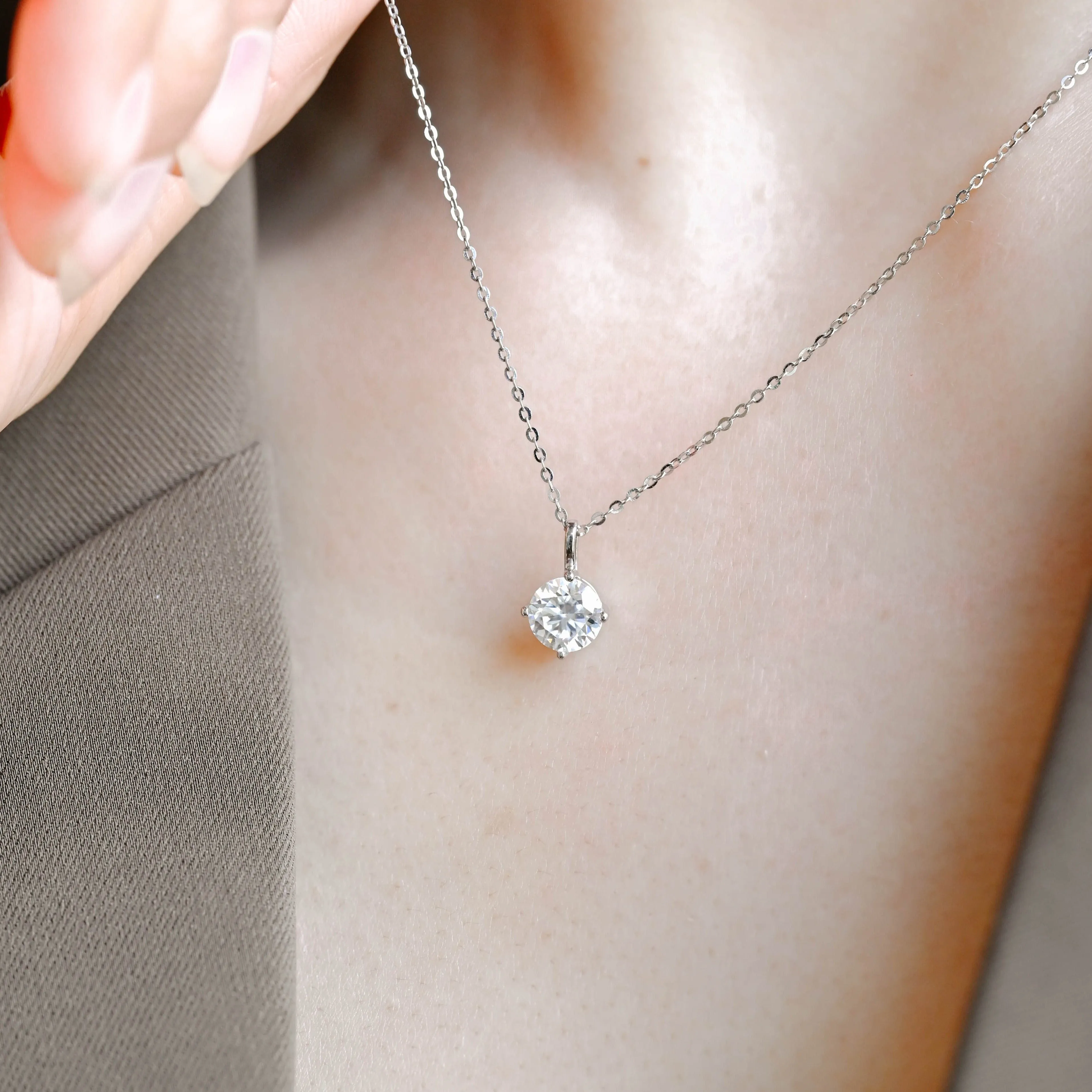 Solid Gold Round Cut Moissanite Pendant, Wedding Necklace sold by Causyou product image thumbnail 4