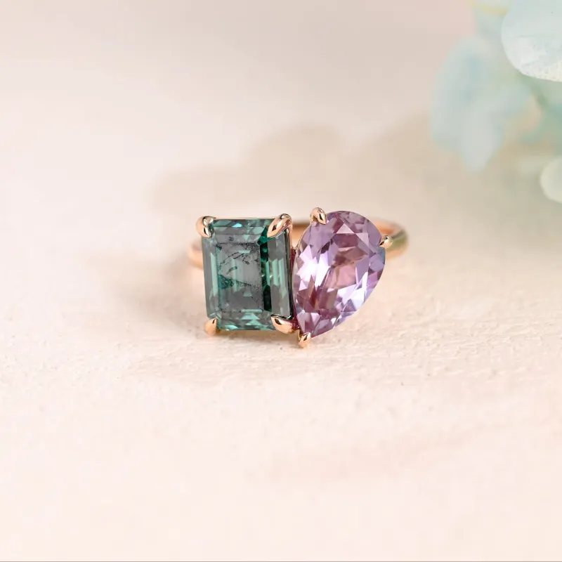 Solid Gold Toi Et Moi Emerald Cut Green Moissanite & Pear Cut Alexandrite Engagement Ring made by Causyou
