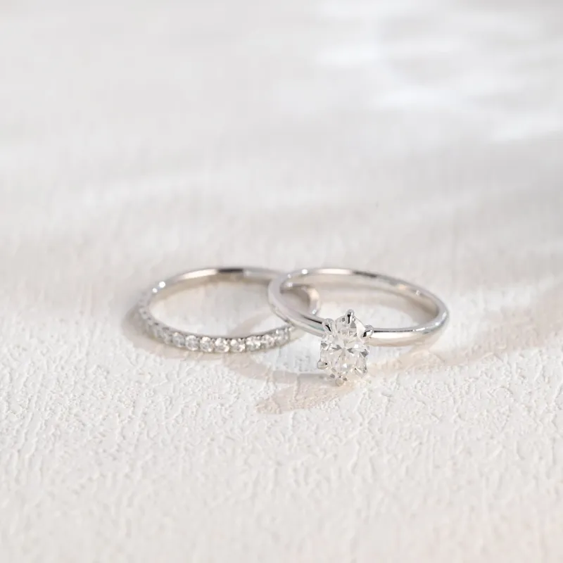 Solid Gold Oval Moissanite Engagement Ring and Wedding Ring Bridal Set made by Causyou