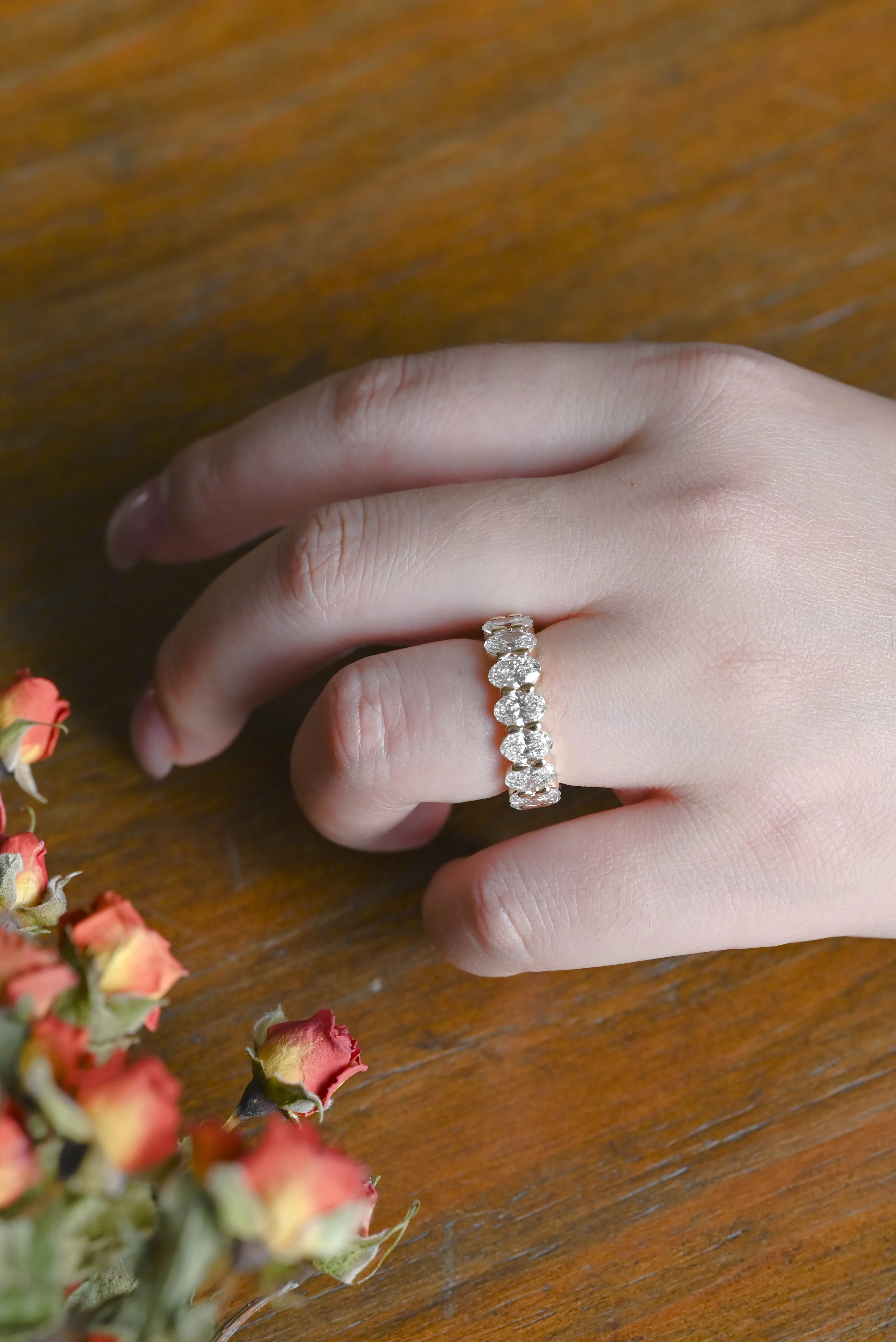 Solid Gold 4*6mm Oval Lab Diamond Wedding Band for Woman sold by Causyou product image thumbnail 2
