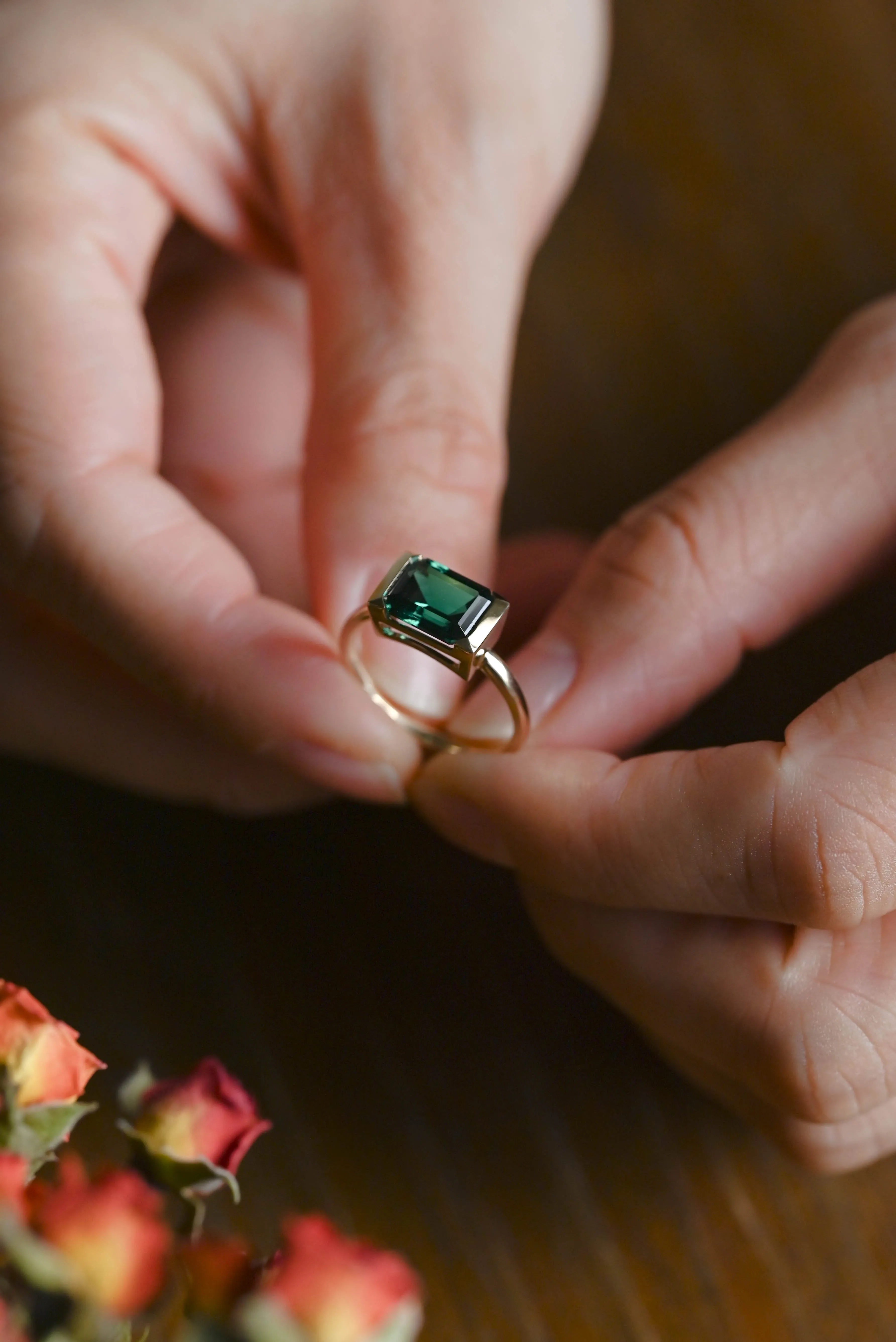 Solid Gold Solitaire Half Bezel Lab Grown Emerald Engagement Ring sold by Causyou product image thumbnail 4