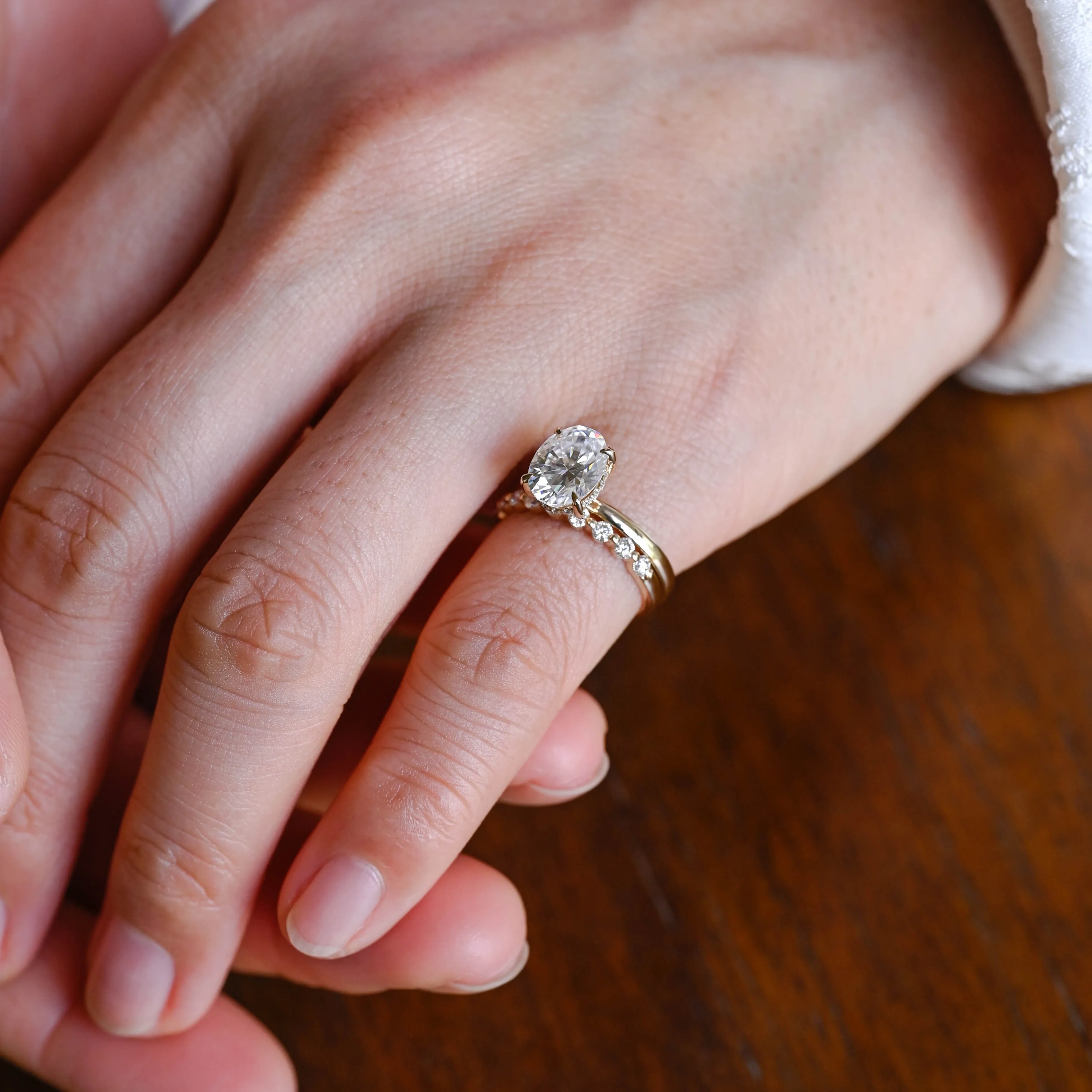 Solid Gold Oval Cut Moissanite Engagement Ring and Wedding Ring Set, Gift for Woman sold by Causyou product image thumbnail 4