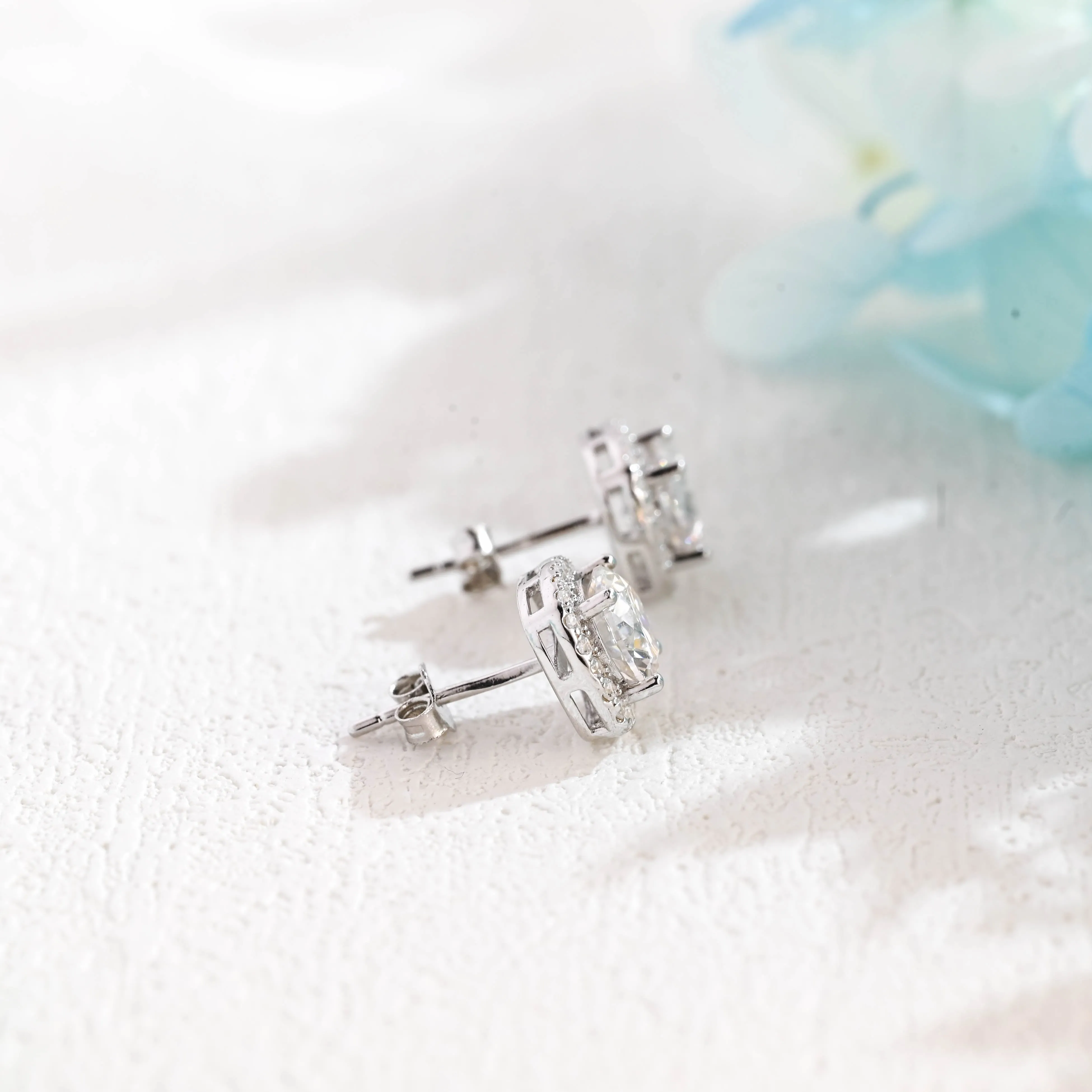 Solid Gold Halo Round Cut Moissanite Earrings Studs sold by Causyou product image thumbnail 5