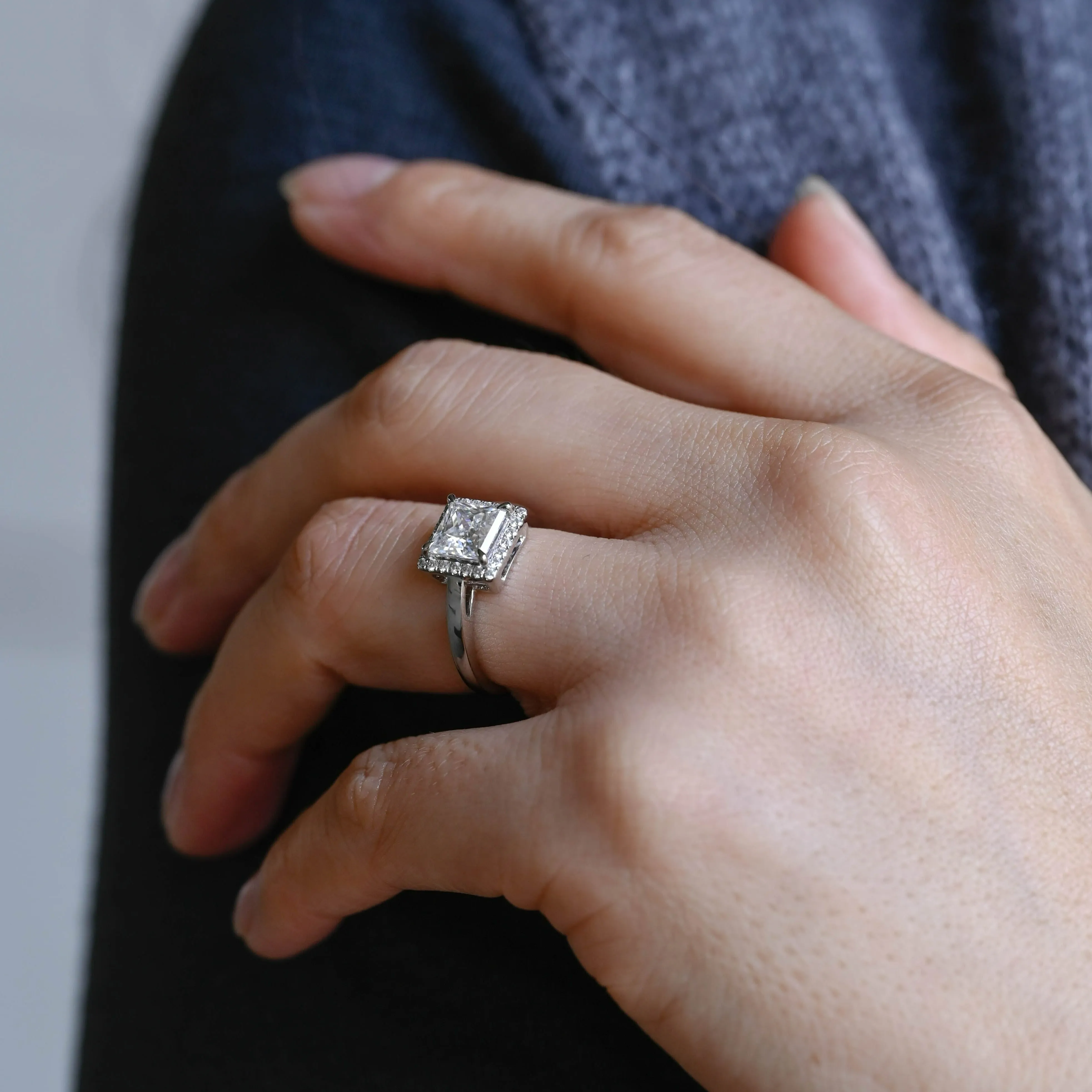 Solid Gold Solitaire Halo Princess Cut Moissanite Engagement Ring sold by Causyou product image thumbnail 3