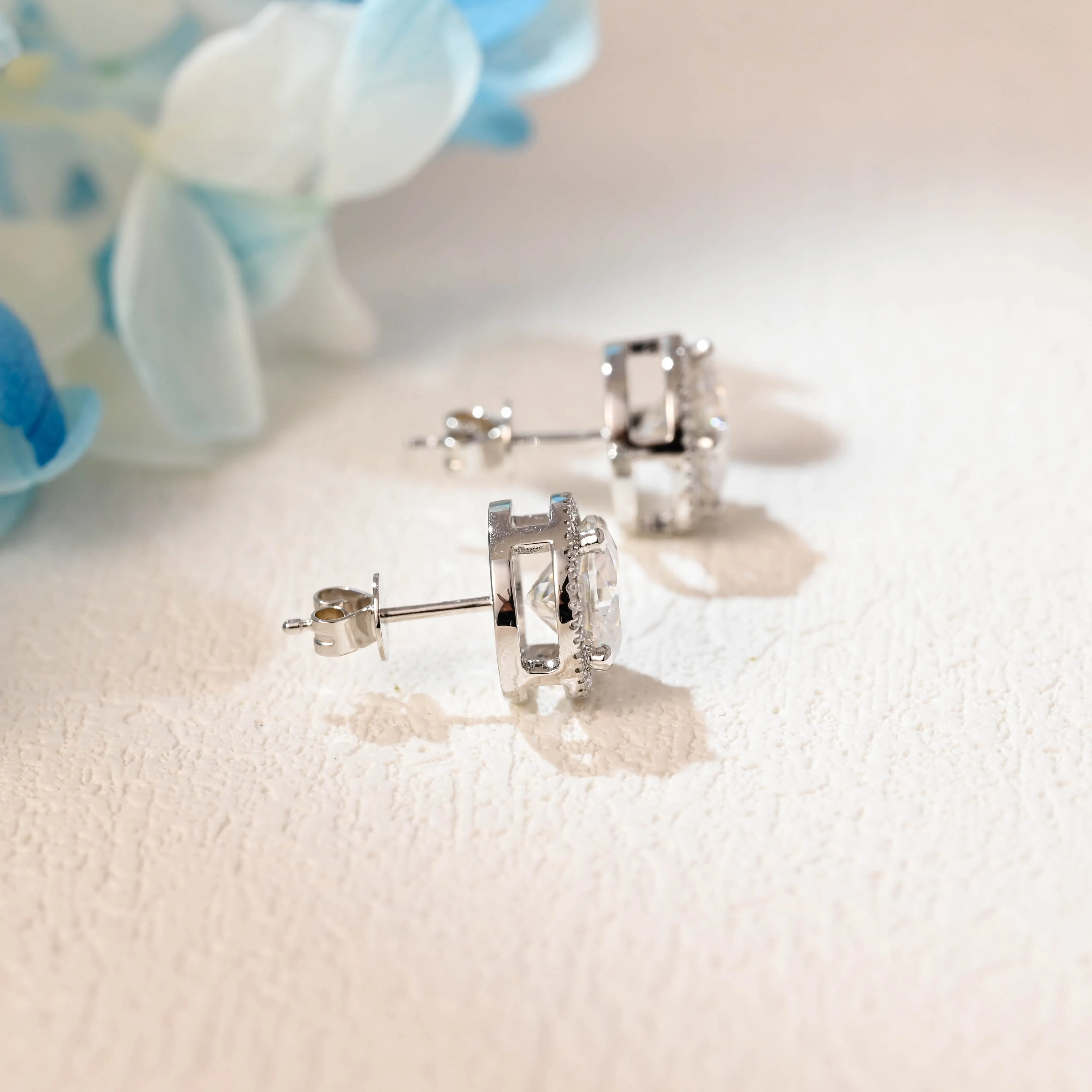 Solid Gold Round Cut Moissanite Earrings Studs sold by Causyou product image thumbnail 5