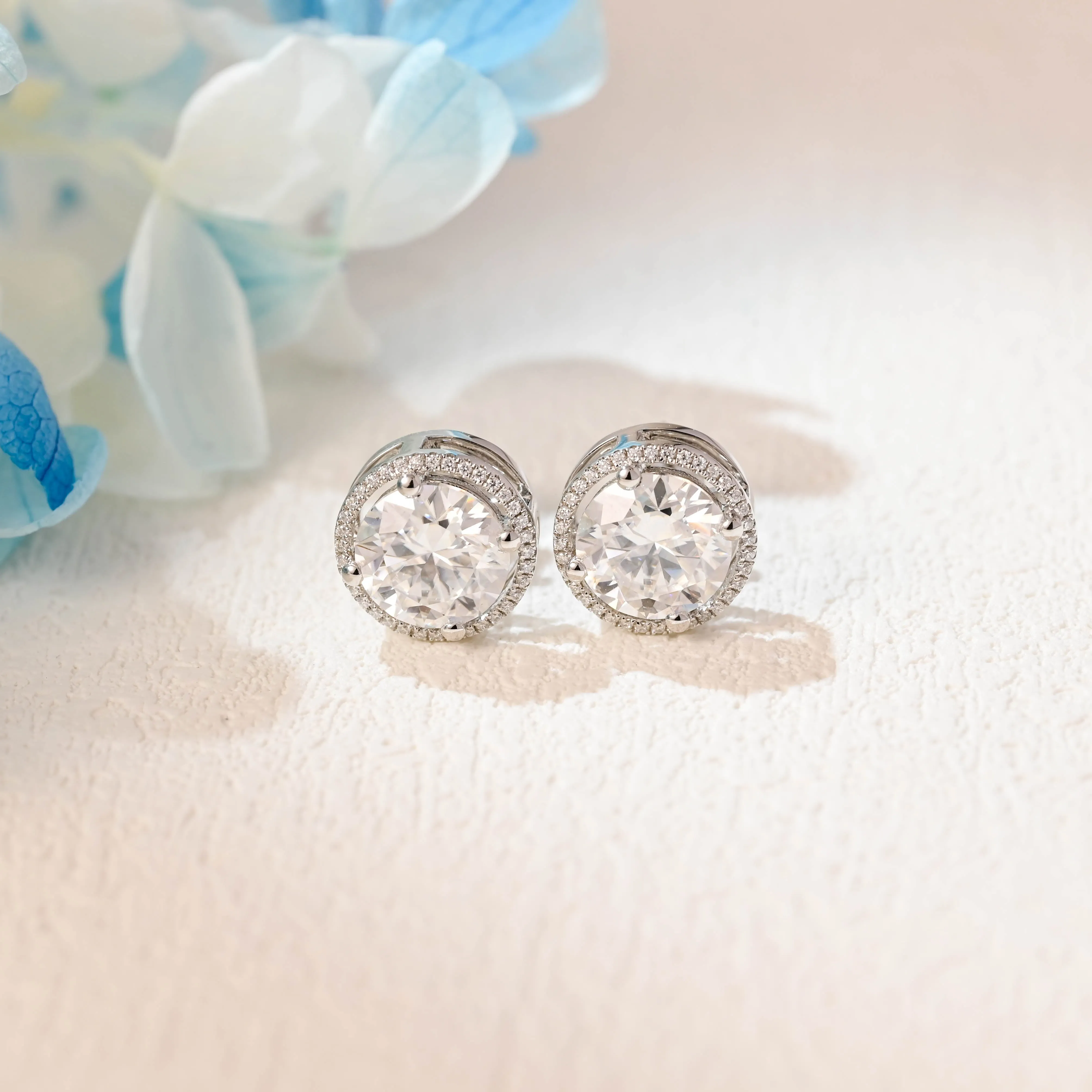 Solid Gold Round Cut Moissanite Earrings Studs sold by Causyou
