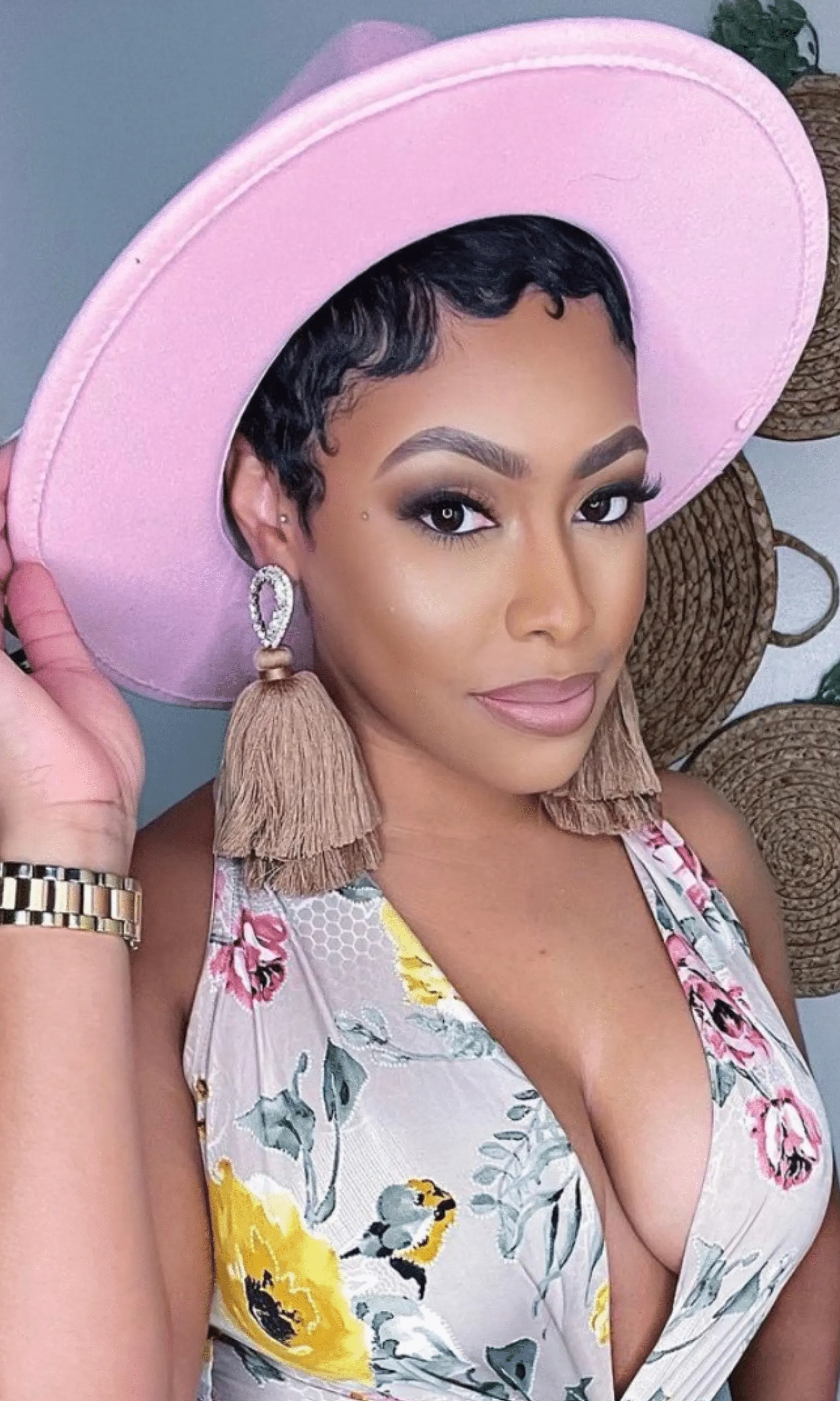 Still Trending | Wide Brim Panama Felt Fedora Hat - Light Pink sold by Cutely Covered product image thumbnail 4