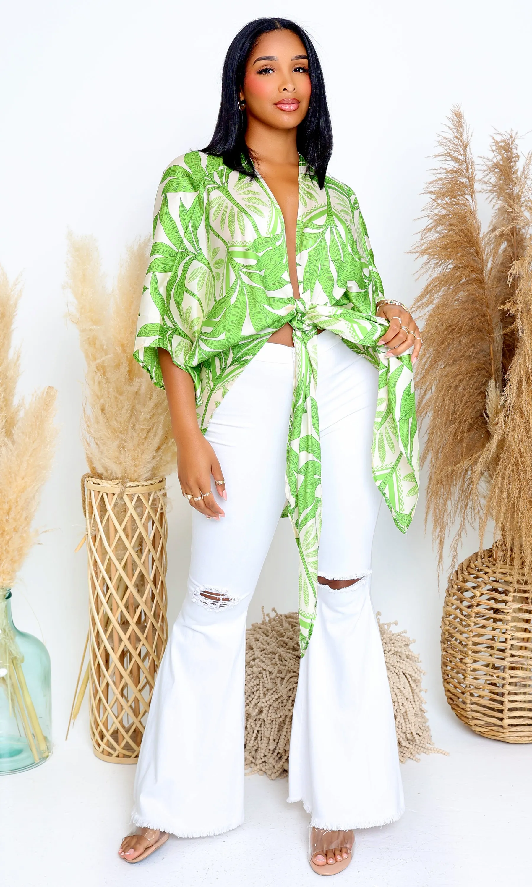 Laura| Verdant Leaf Print Kimono - Lush Green sold by Cutely Covered product image thumbnail 2