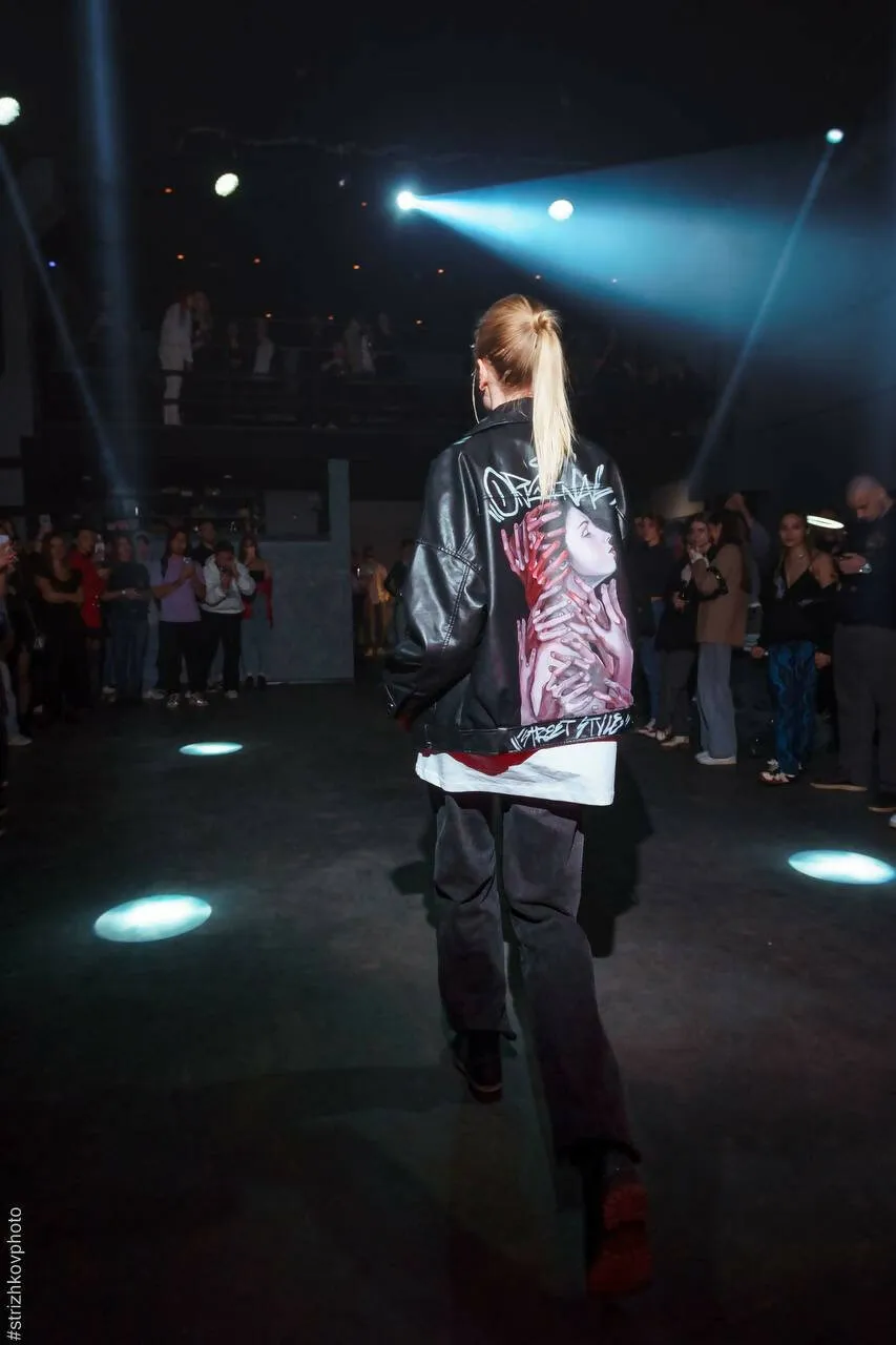 'Original' Hand-Painted Leather Jacket sold by Drippy Custom Many product image thumbnail 3