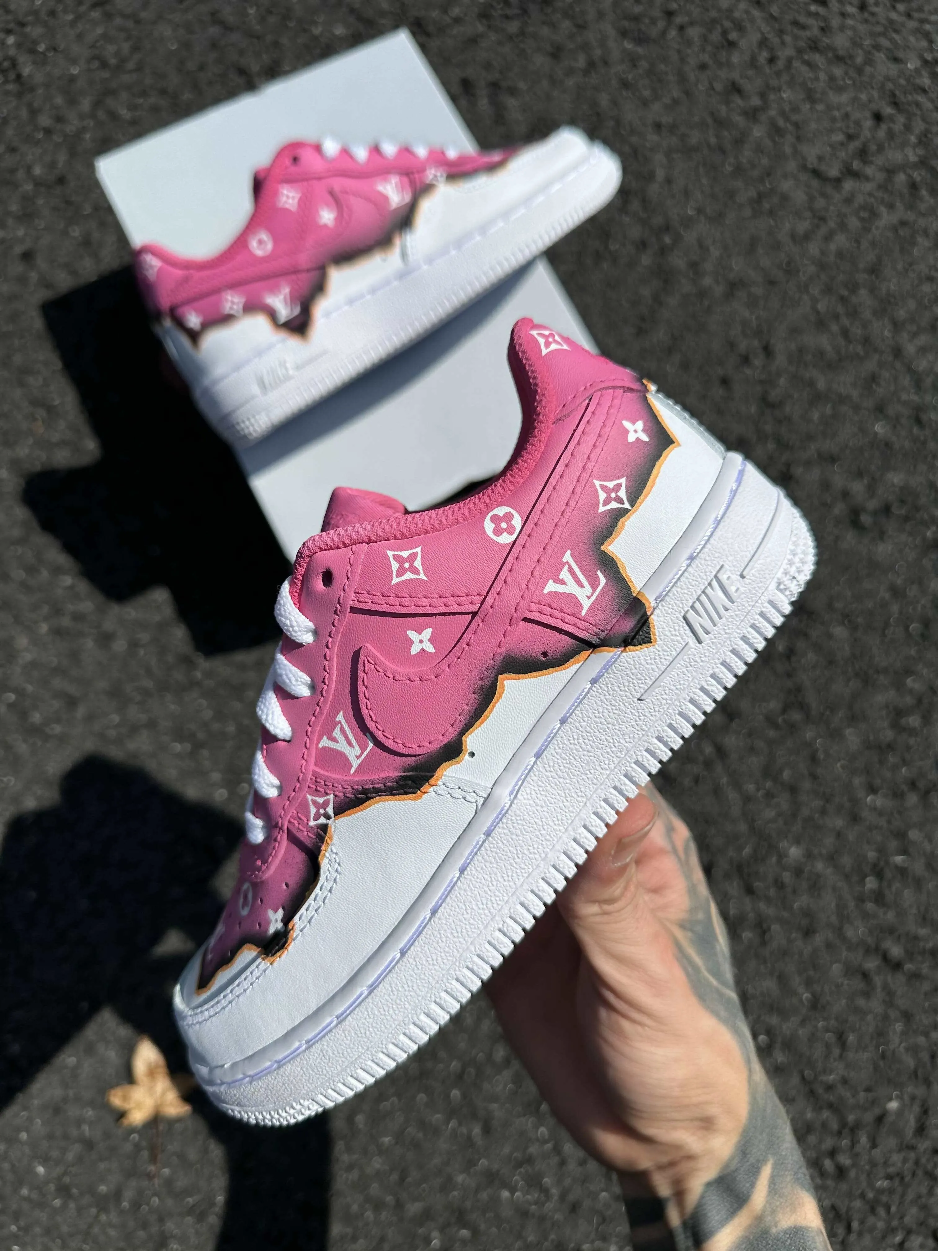 NEW Women's 11 PUMA Fuse X Barbells For Boobs Pink Shoes