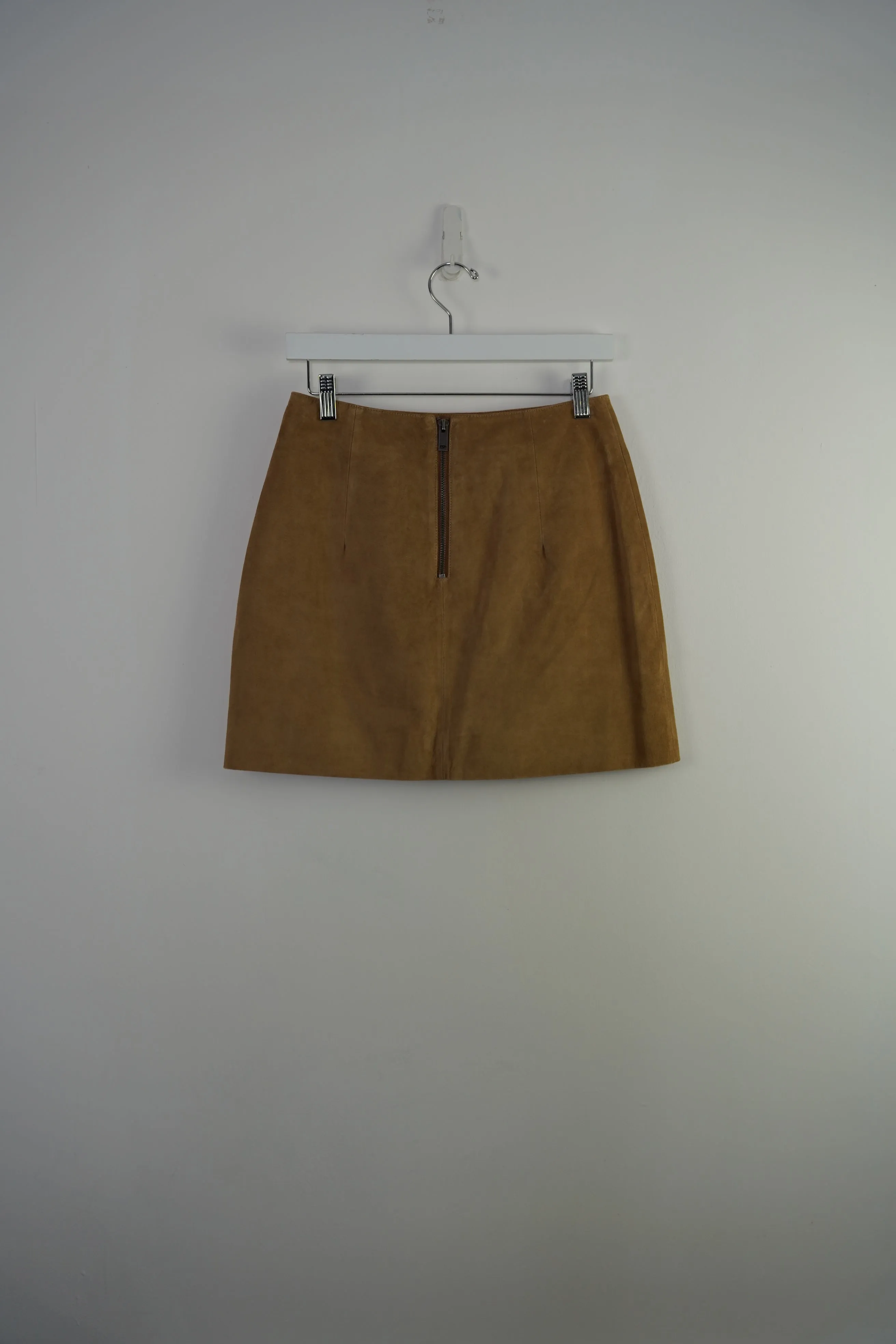 HAYLA SUEDE MINI SKIRT sold by DUCIE product image thumbnail 4