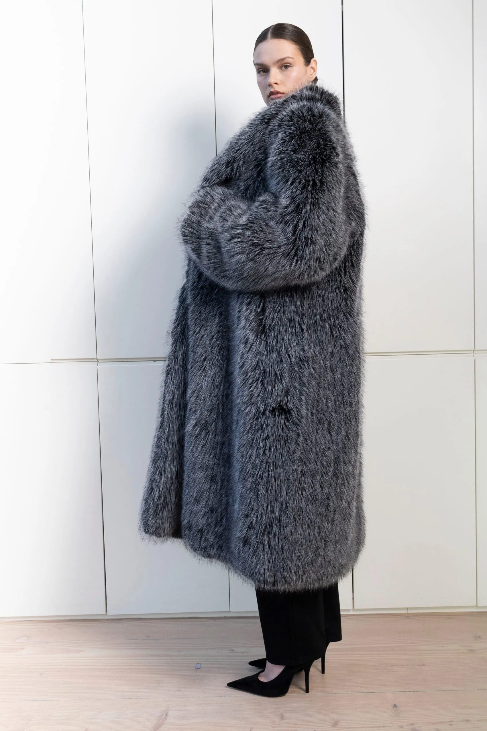 Holly Fur Long Coat sold by DUCIE product image thumbnail 4