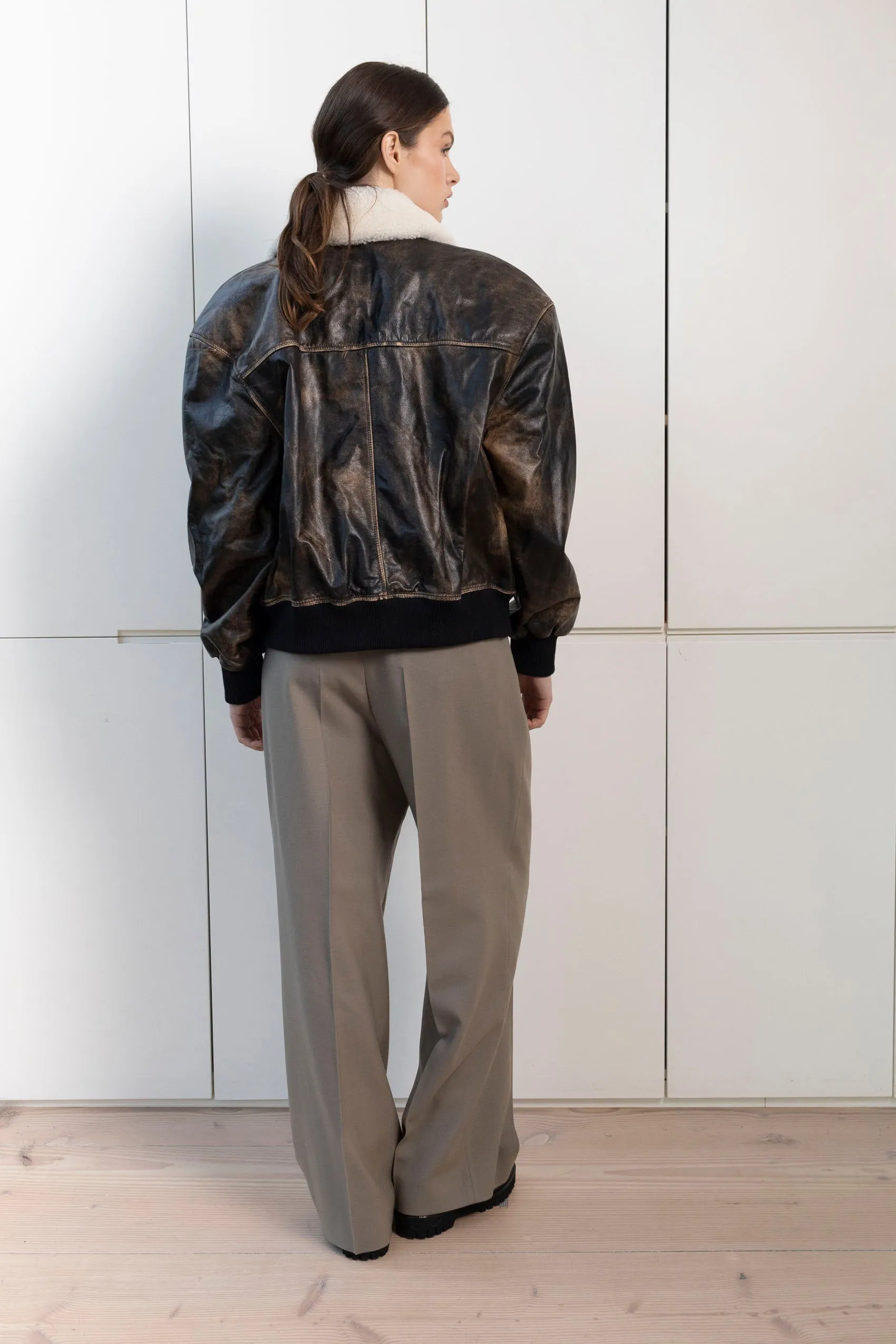 Mila Distressed Leather Bomber Jacket With Shearling Collar sold by DUCIE product image thumbnail 3