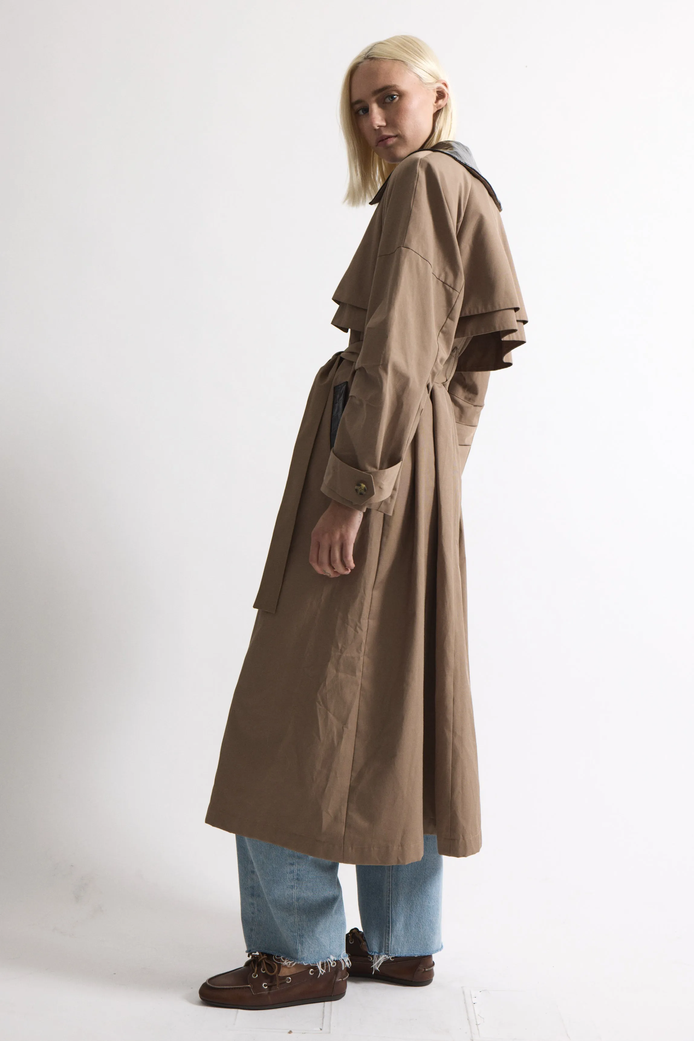 Juliet Canvas Trench sold by DUCIE product image thumbnail 3