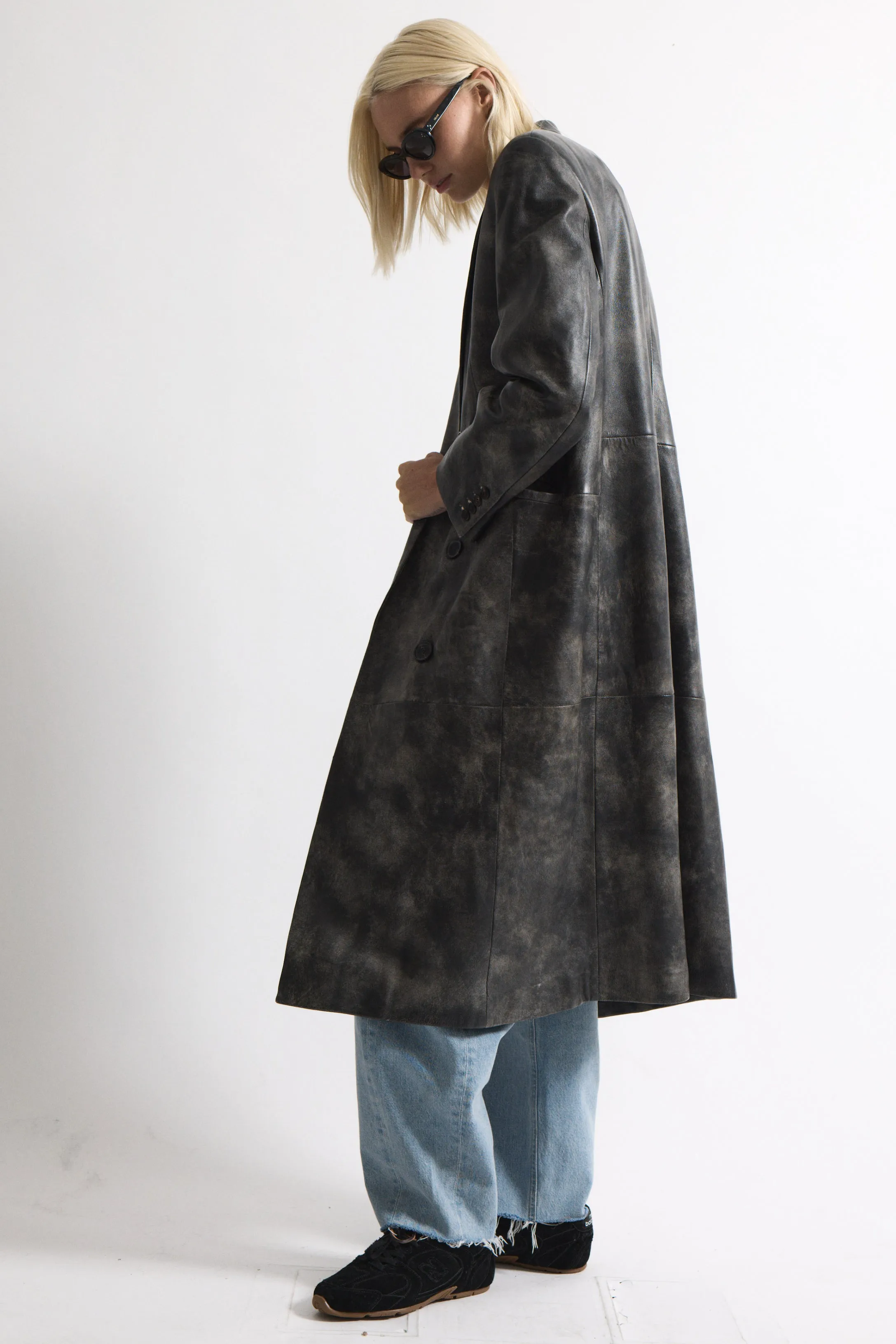 Aggie Distressed Leather Coat sold by DUCIE product image thumbnail 4